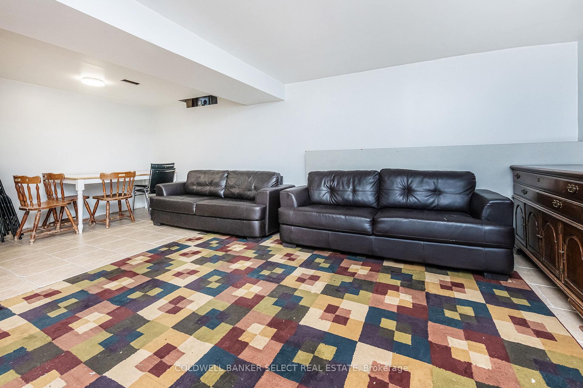 Photo 26 of 43 Morton Way, Brampton, Fletcher's West — HOMEH