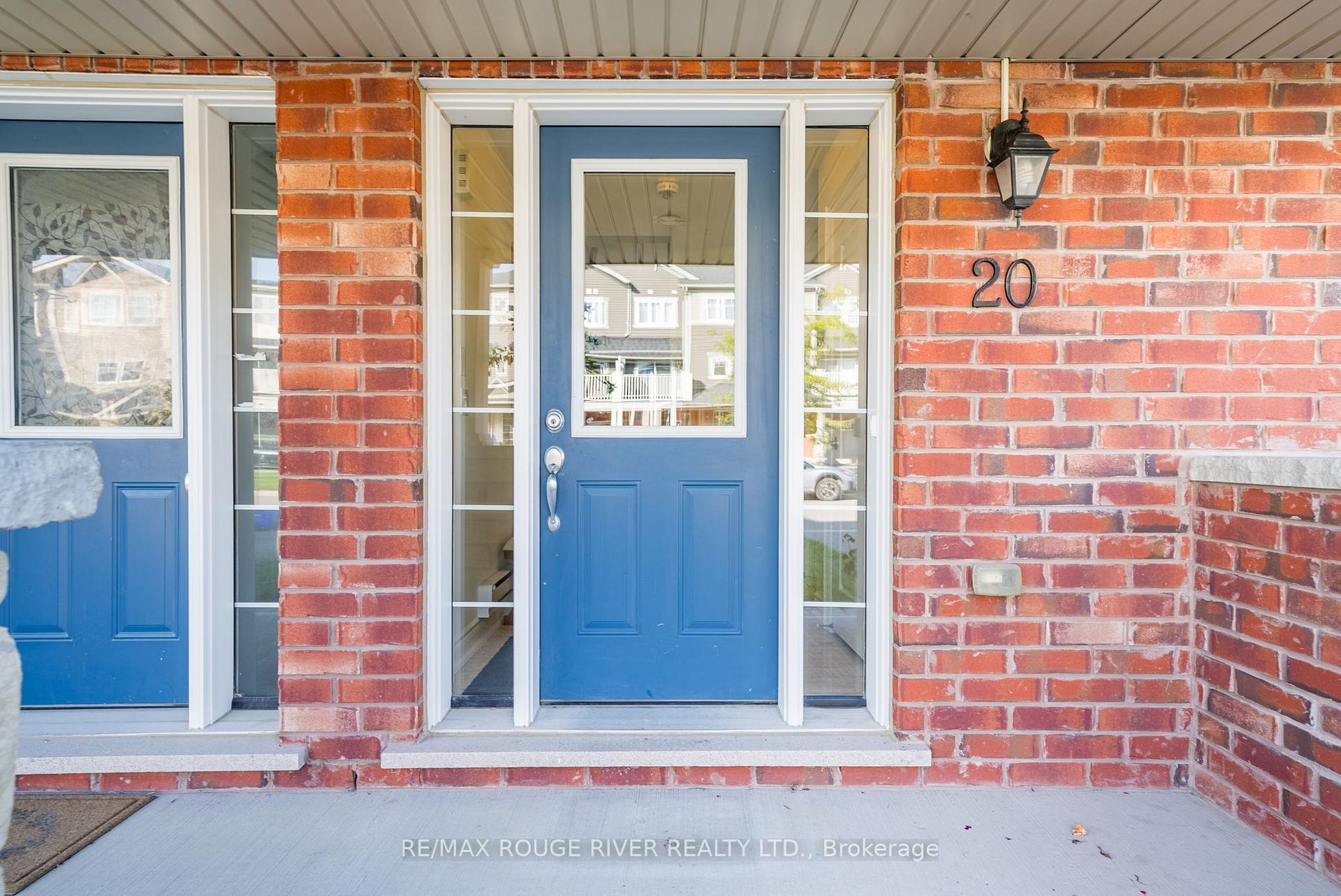Photo 5 of 20 Nearco Crescent, Oshawa, Windfields — HOMEH