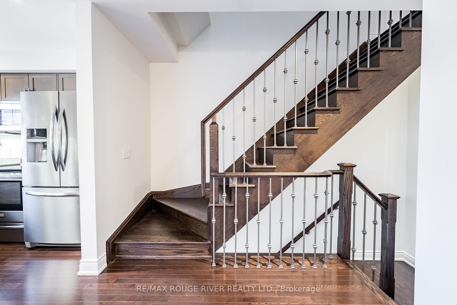 Photo 18 of 20 Nearco Crescent, Oshawa, Windfields — HOMEH