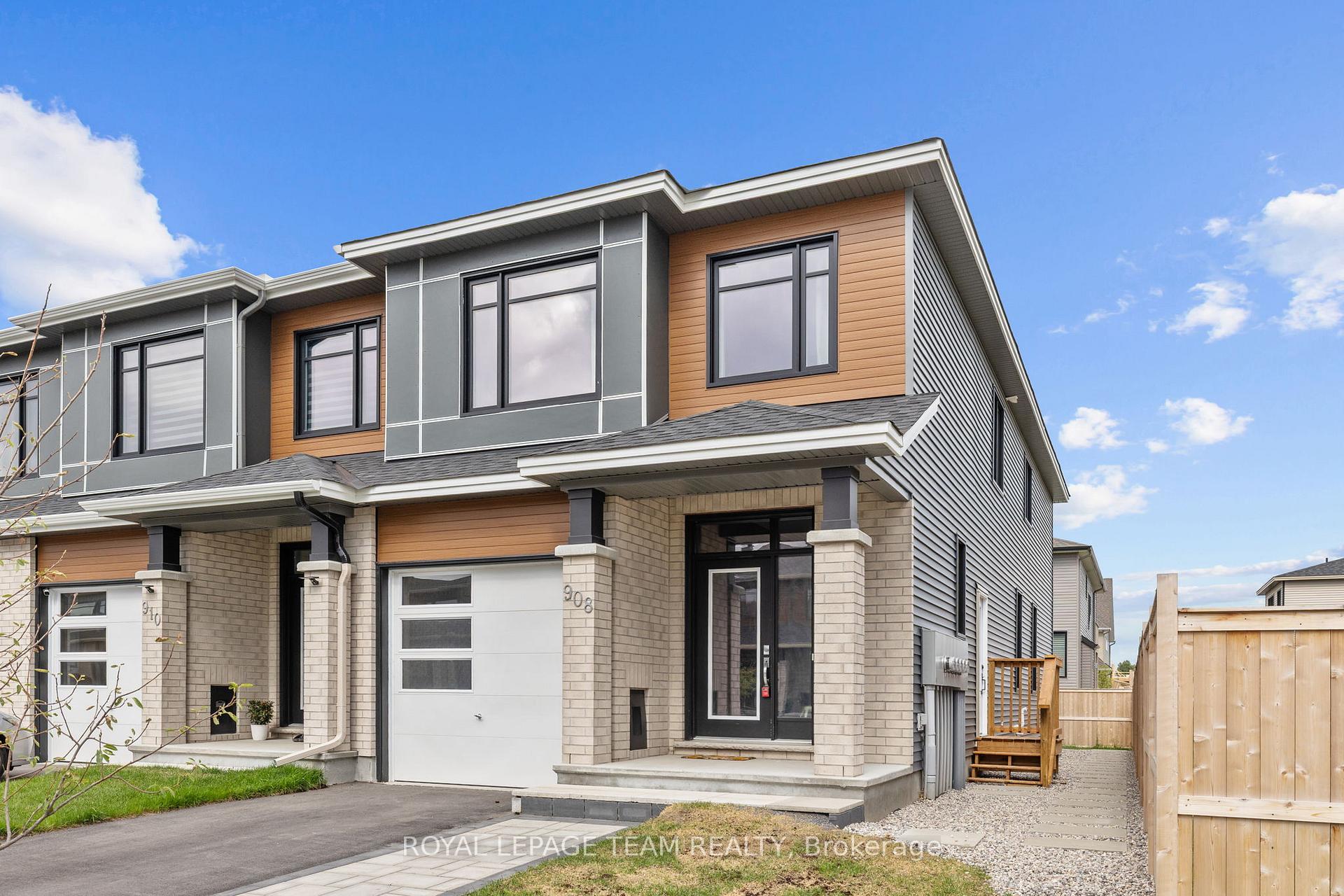 Photo 1 of 908 Clarkia Street, Ottawa, Blossom Park/Kemp Park/Findlay Creek — HOMEH