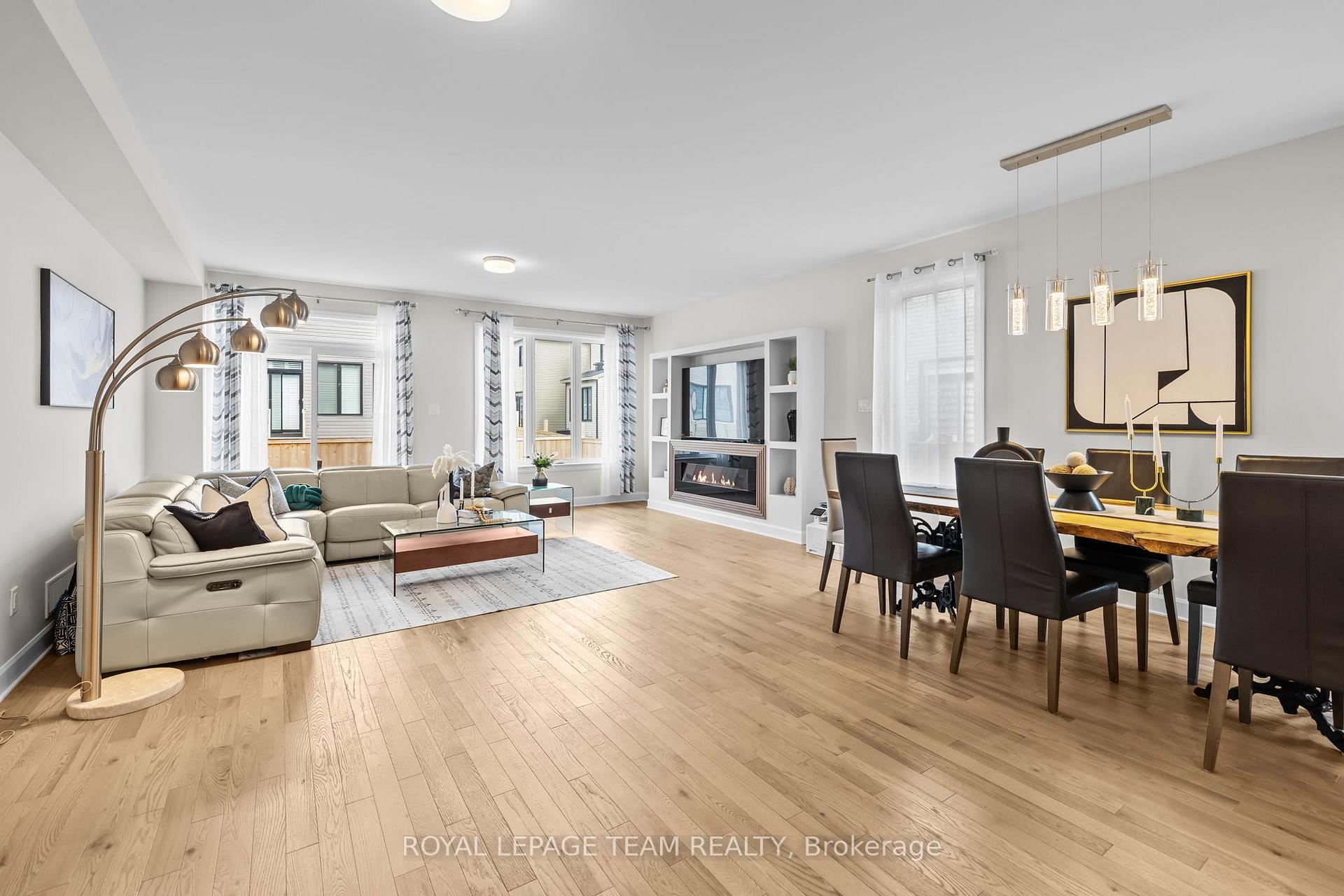 Photo 4 of 908 Clarkia Street, Ottawa, Blossom Park/Kemp Park/Findlay Creek — HOMEH