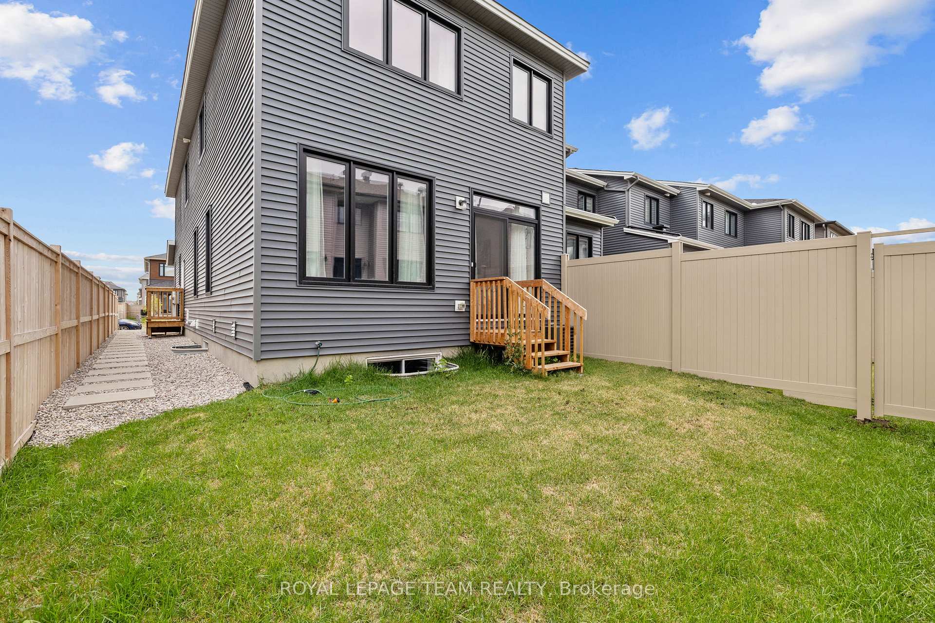 Photo 28 of 908 Clarkia Street, Ottawa, Blossom Park/Kemp Park/Findlay Creek — HOMEH