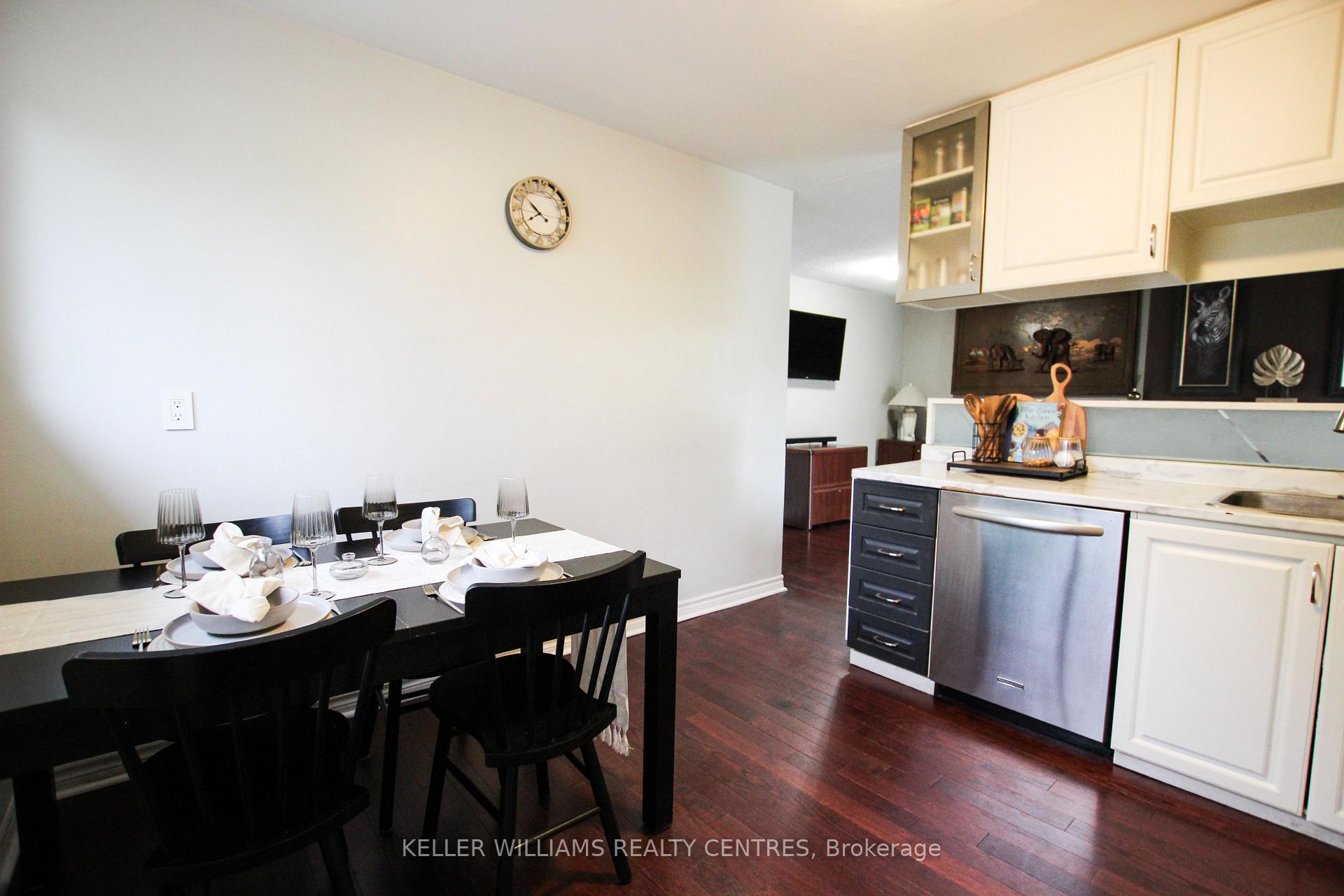 Photo 6 of 224 Axminster Drive, Richmond Hill, Crosby — HOMEH