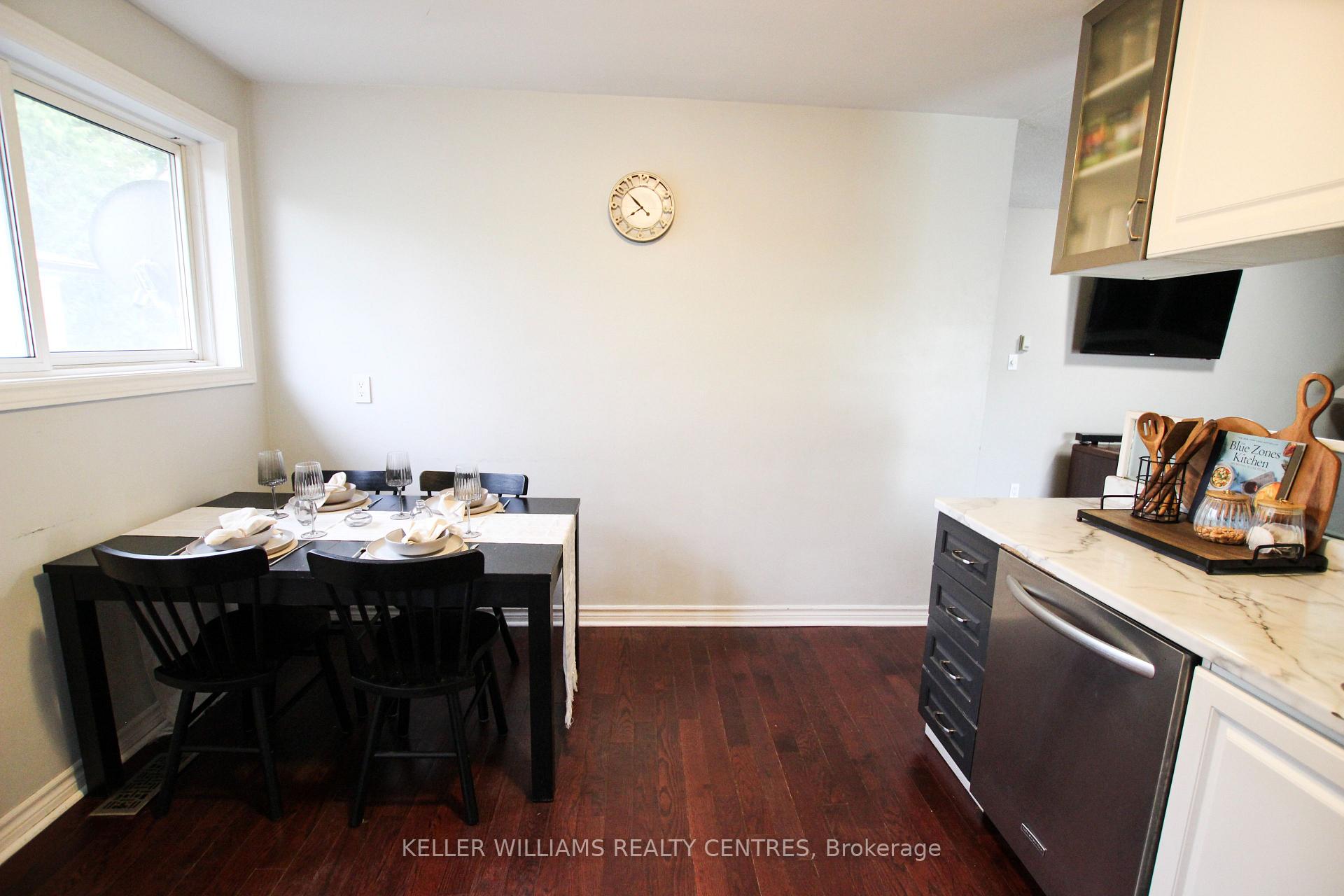 Photo 7 of 224 Axminster Drive, Richmond Hill, Crosby — HOMEH