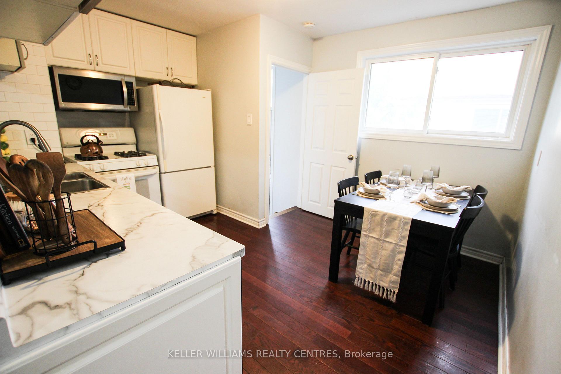 Photo 8 of 224 Axminster Drive, Richmond Hill, Crosby — HOMEH