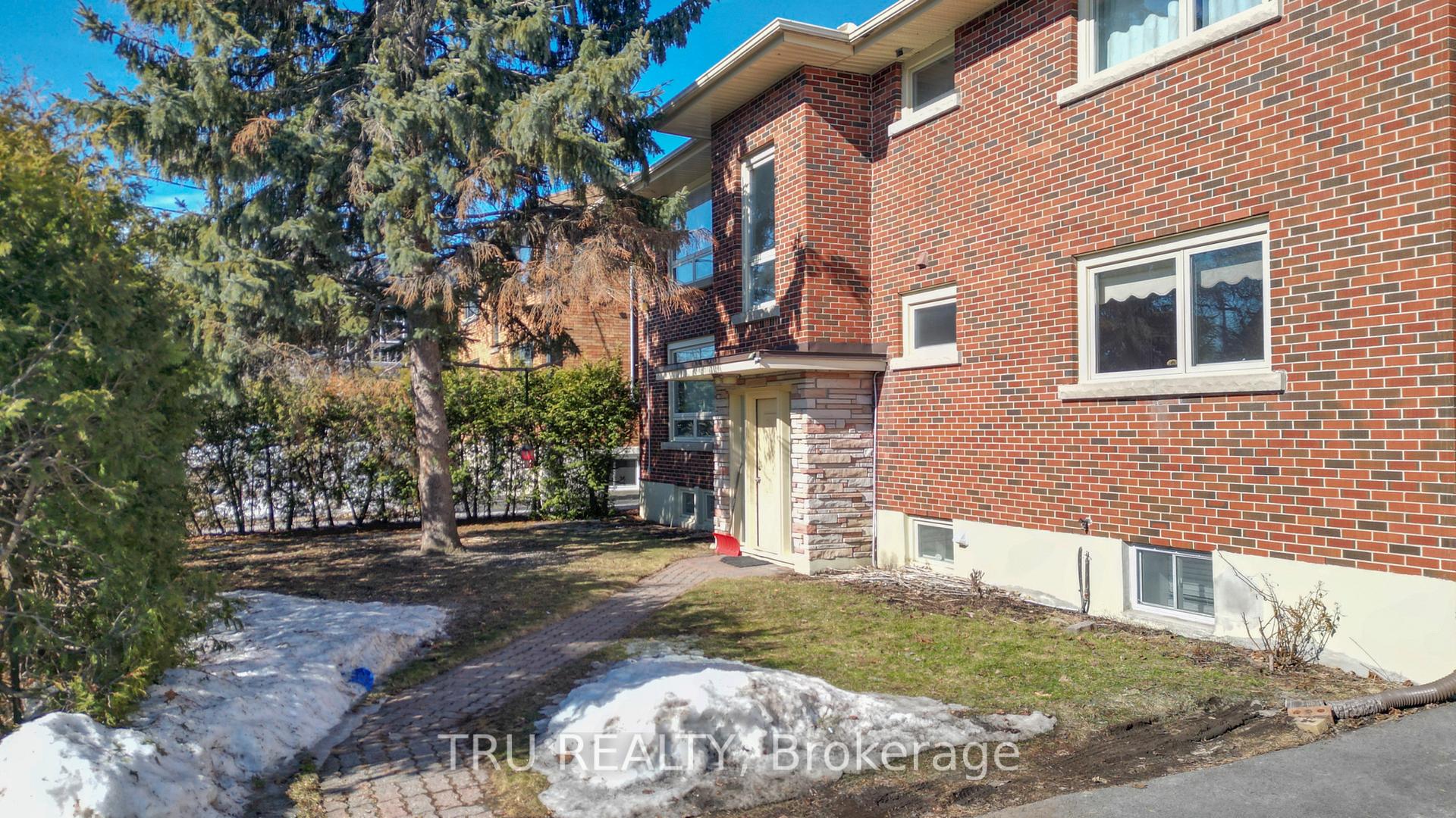 Photo 2 of 1415 Larose Avenue, Ottawa, Carlington — HOMEH