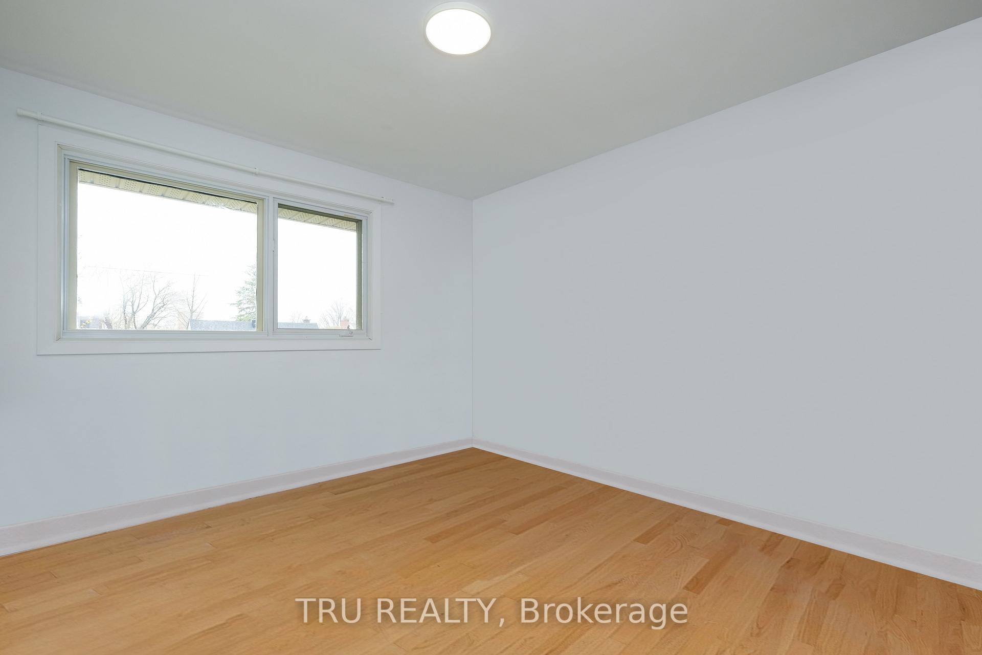 Photo 23 of 1415 Larose Avenue, Ottawa, Carlington — HOMEH