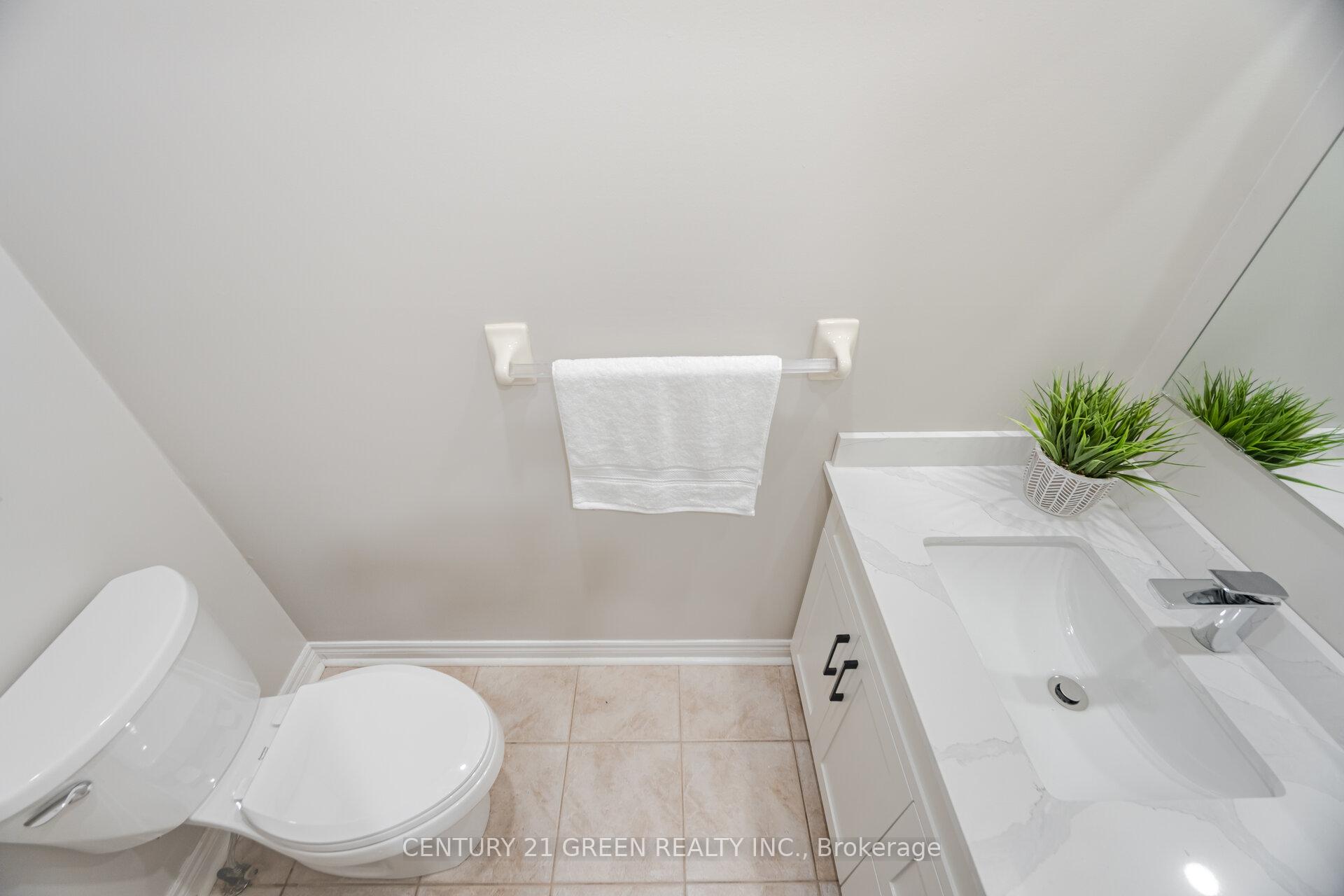Photo 9 of 113 Sunny Meadow Boulevard, Brampton, Sandringham-Wellington — HOMEH