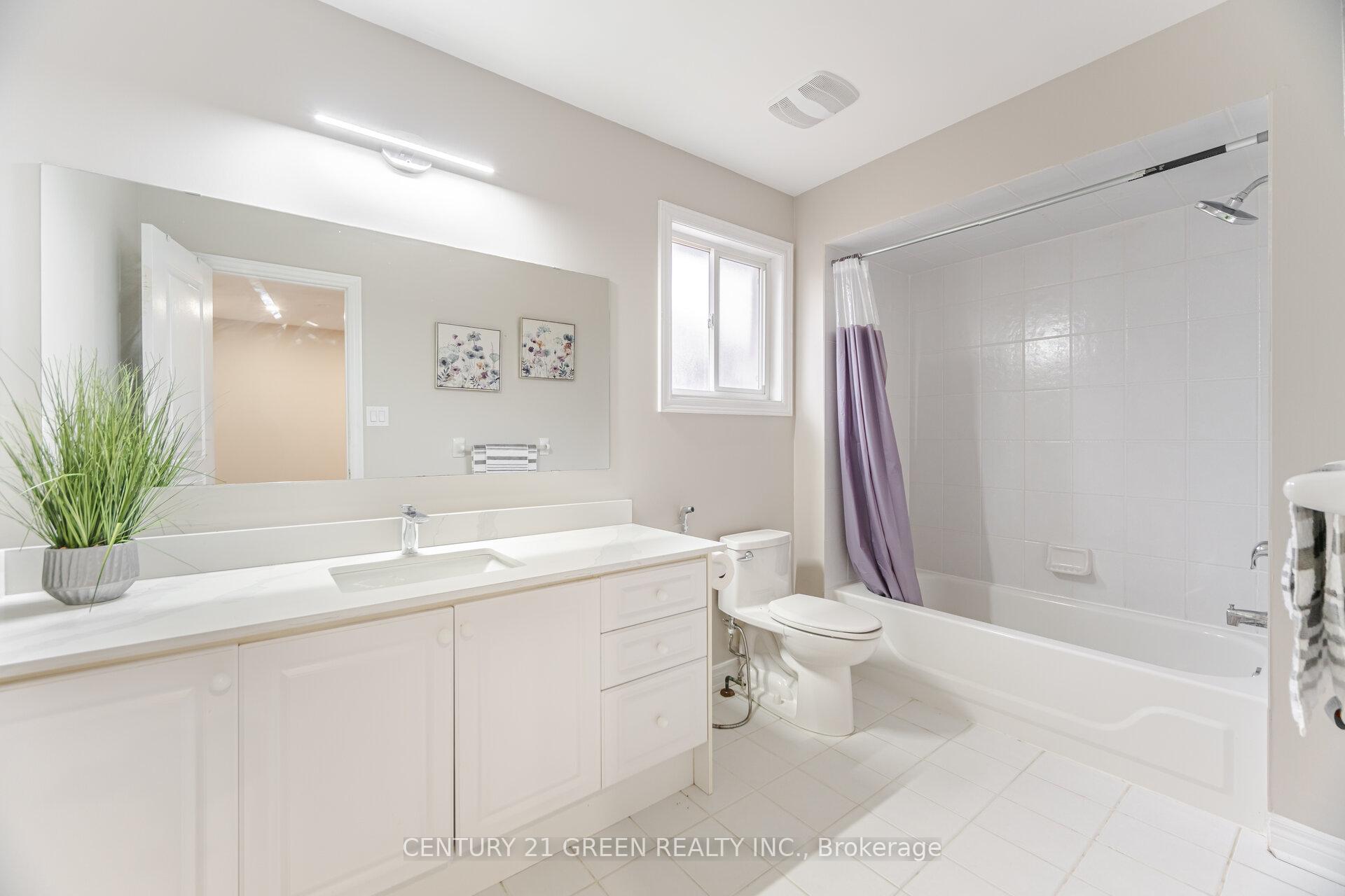 Photo 18 of 113 Sunny Meadow Boulevard, Brampton, Sandringham-Wellington — HOMEH