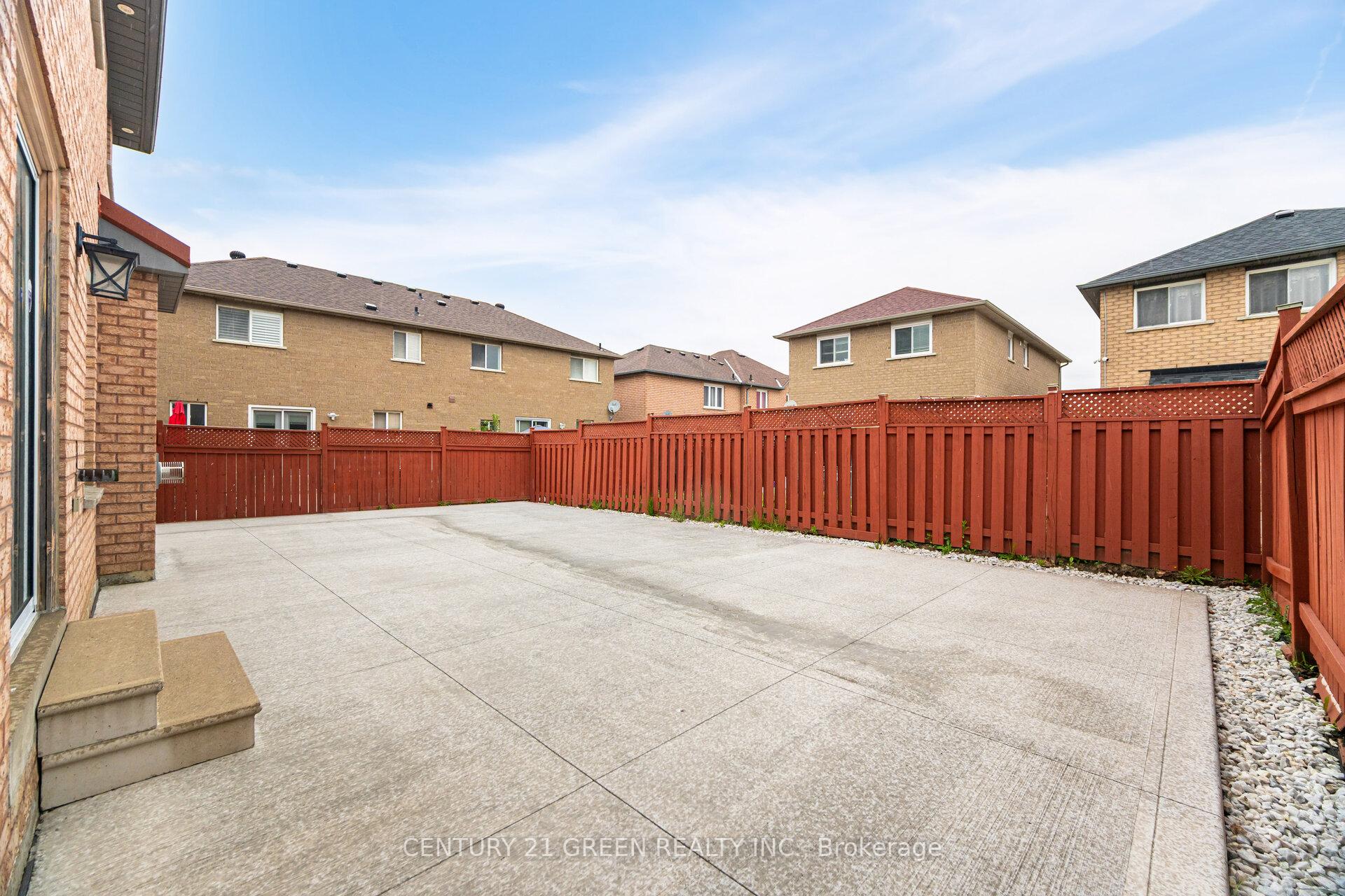 Photo 37 of 113 Sunny Meadow Boulevard, Brampton, Sandringham-Wellington — HOMEH