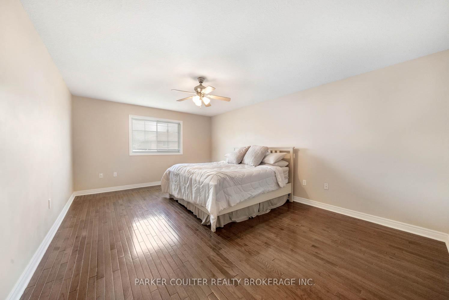 Photo 28 of 77 Balmoral Place, Barrie, Innis-Shore — HOMEH