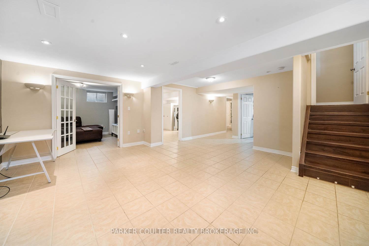 Photo 42 of 77 Balmoral Place, Barrie, Innis-Shore — HOMEH