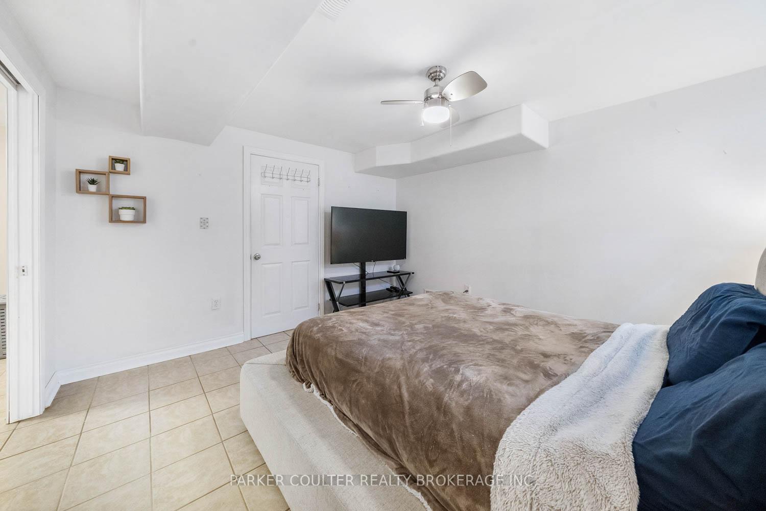 Photo 47 of 77 Balmoral Place, Barrie, Innis-Shore — HOMEH