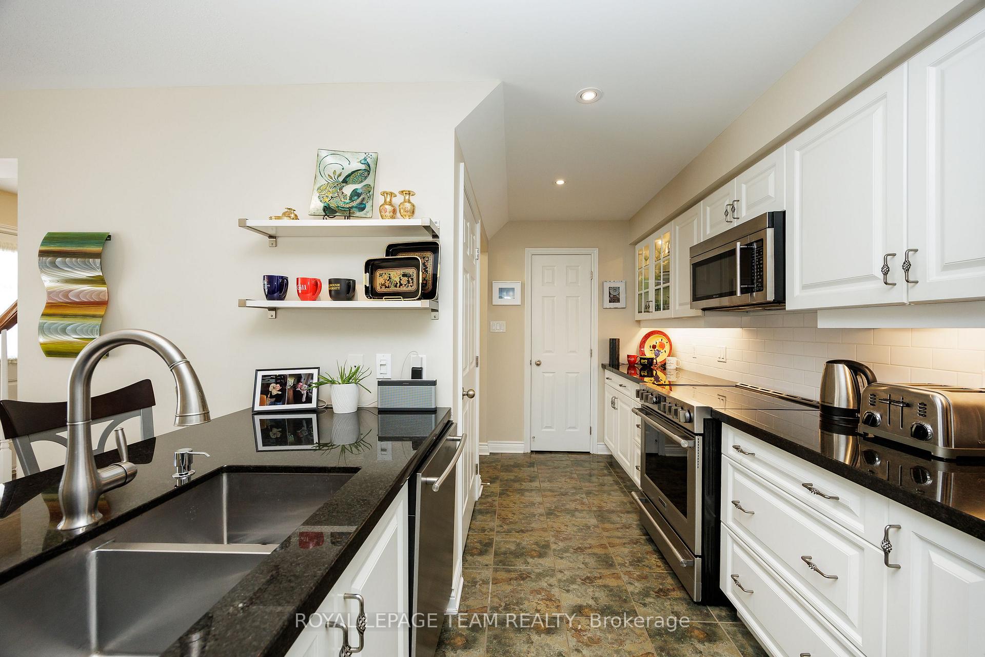 Photo 19 of 101 Goldwood, Ottawa, Barrhaven - Stonebridge — HOMEH