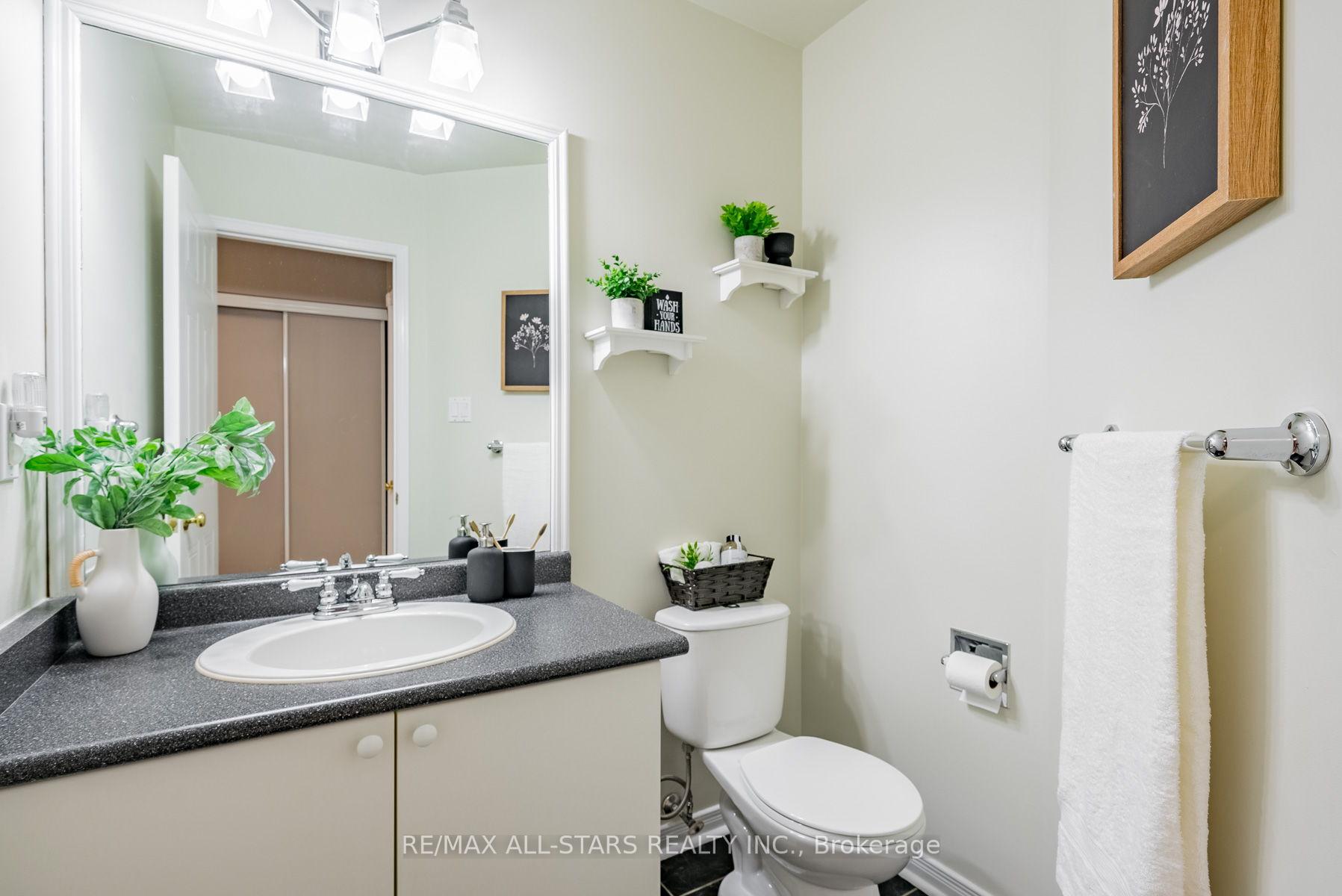 Photo 6 of 1134 Beaver Valley Crescent, Oshawa, Northglen — HOMEH