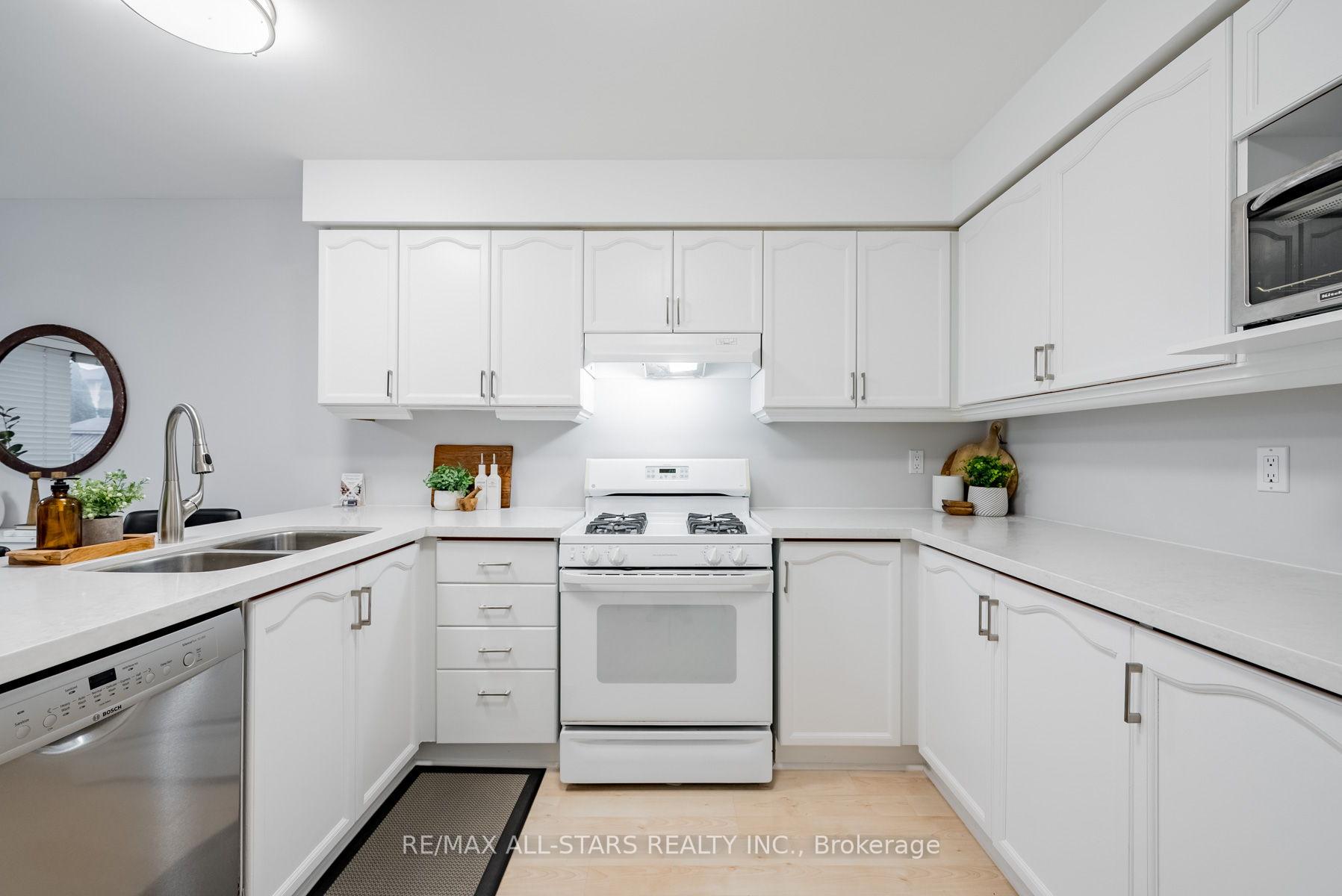 Photo 18 of 1134 Beaver Valley Crescent, Oshawa, Northglen — HOMEH