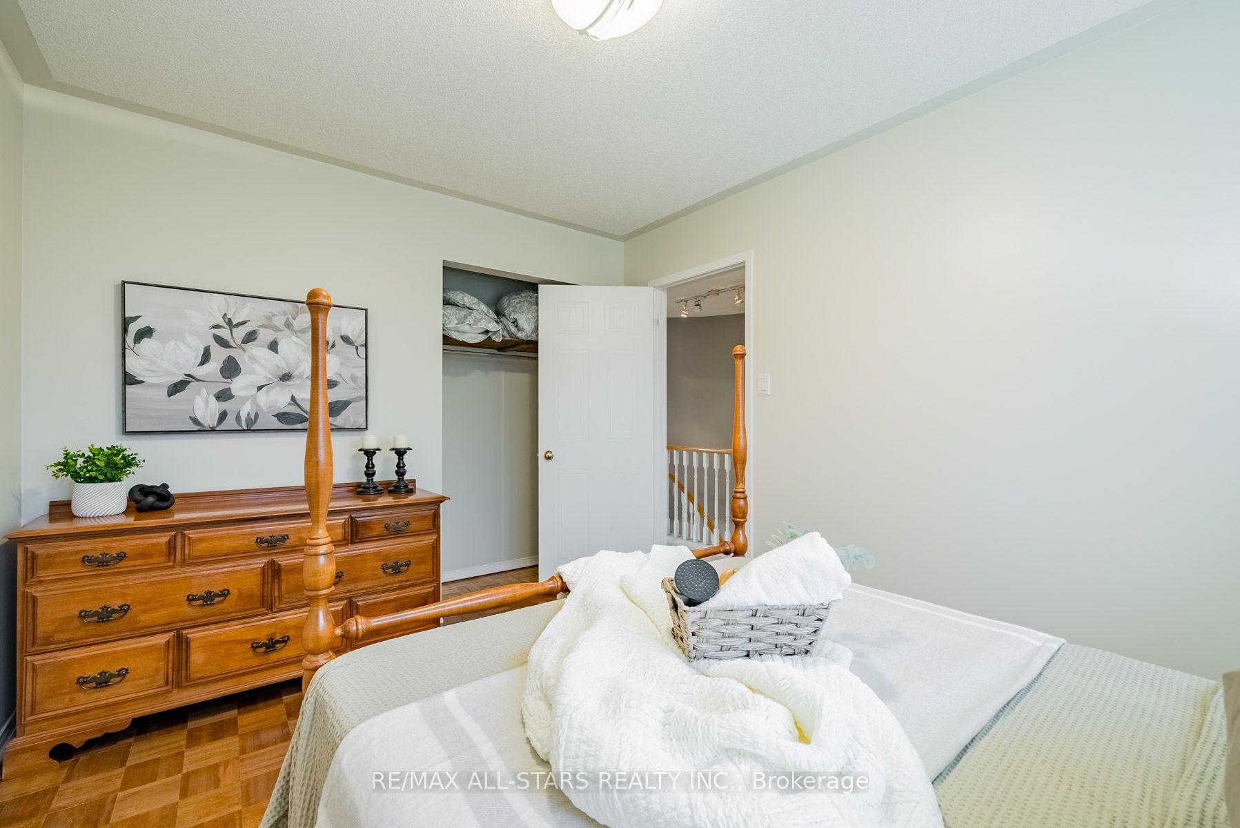 Photo 26 of 1134 Beaver Valley Crescent, Oshawa, Northglen — HOMEH