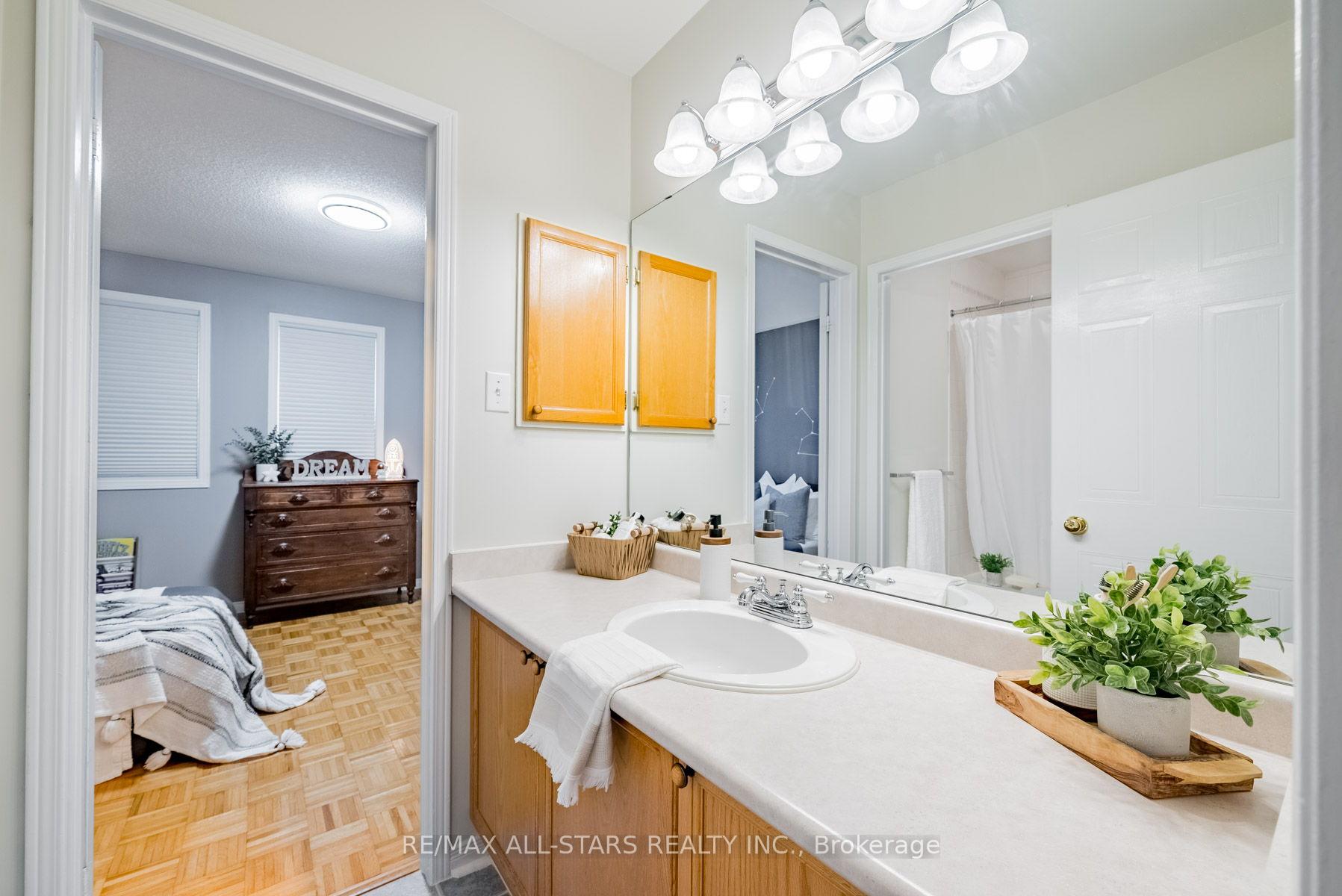Photo 30 of 1134 Beaver Valley Crescent, Oshawa, Northglen — HOMEH