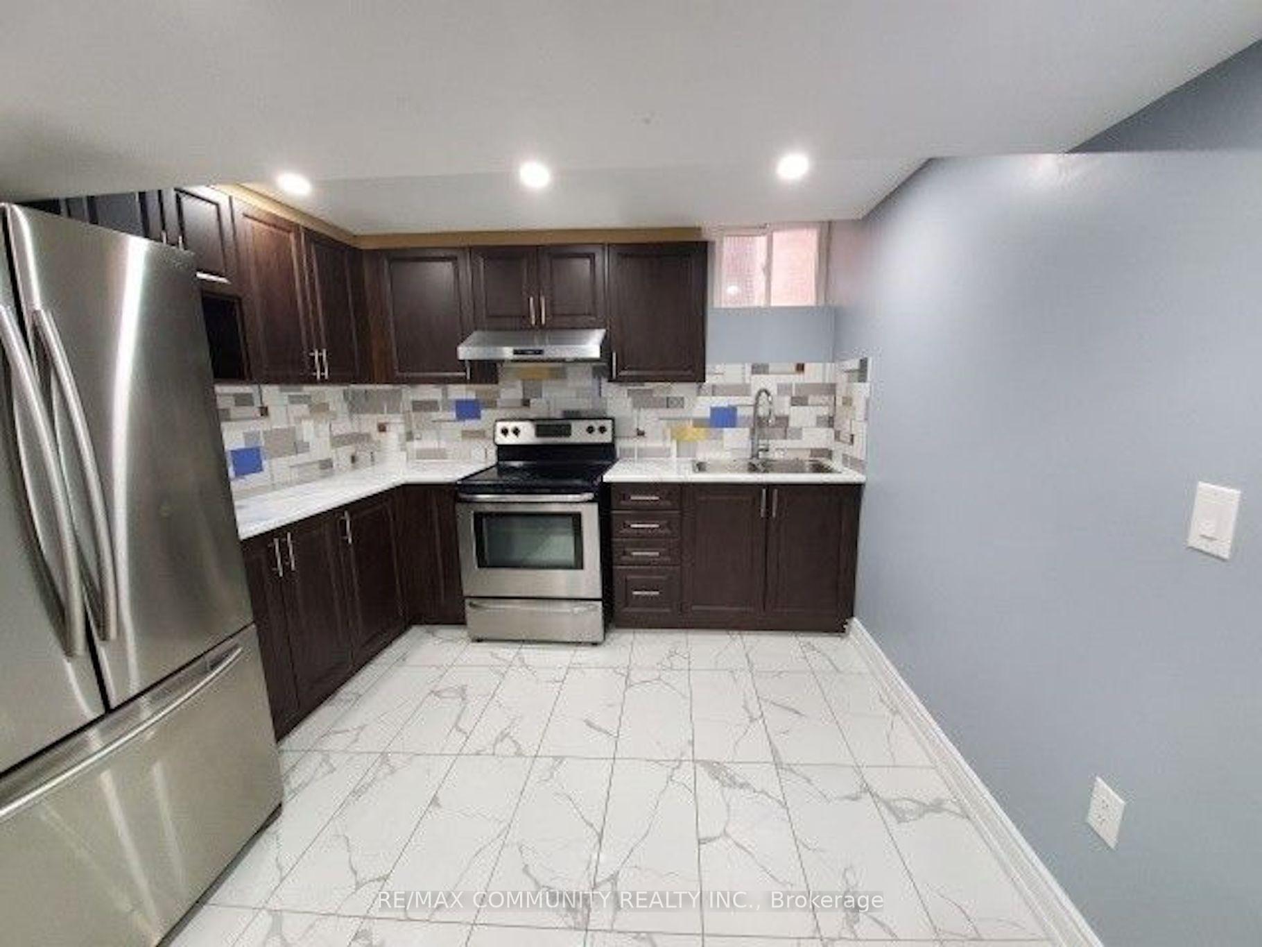 Photo 3 of Unit Bsmt, 56 Powell Drive, Brampton, Sandringham-Wellington — HOMEH