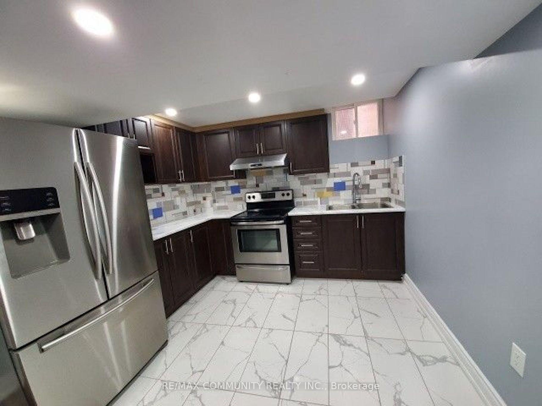 Photo 5 of Unit Bsmt, 56 Powell Drive, Brampton, Sandringham-Wellington — HOMEH