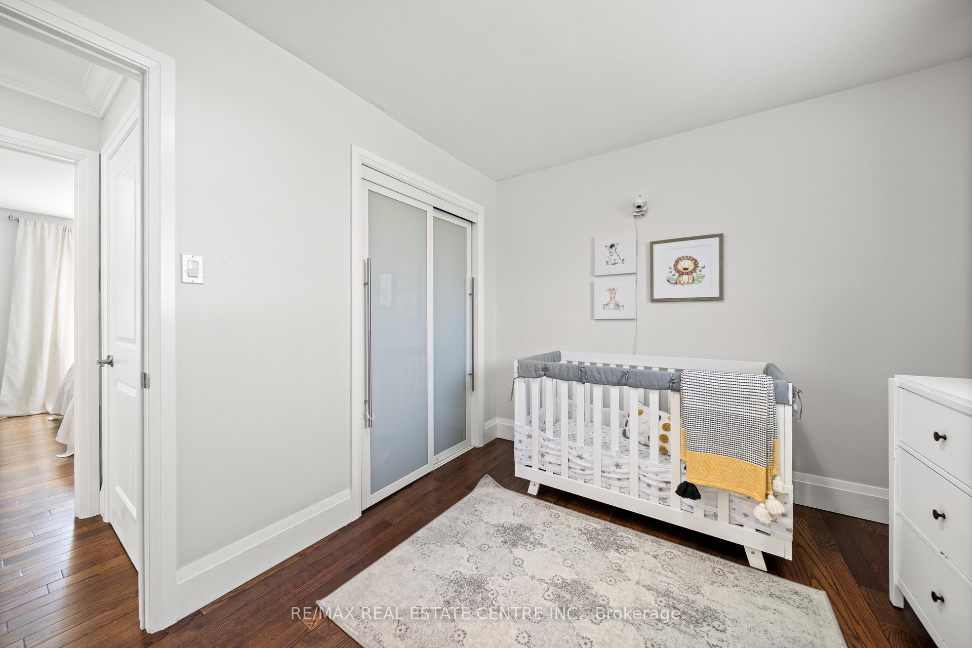 Photo 26 of 454 Sparling Crescent, Burlington, Shoreacres — HOMEH