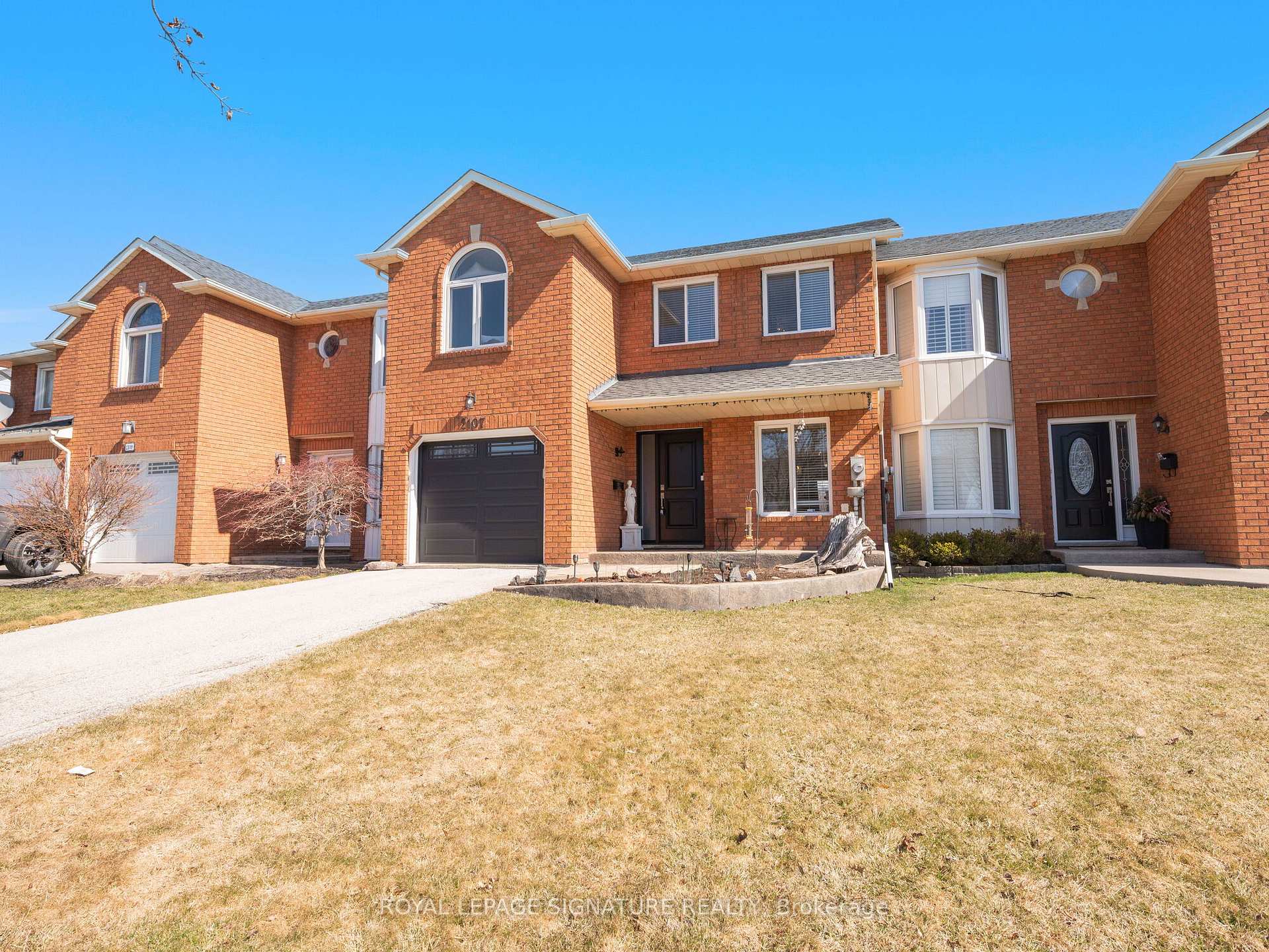 Photo 1 of 2107 Chrisdon Road, Burlington, Headon — HOMEH