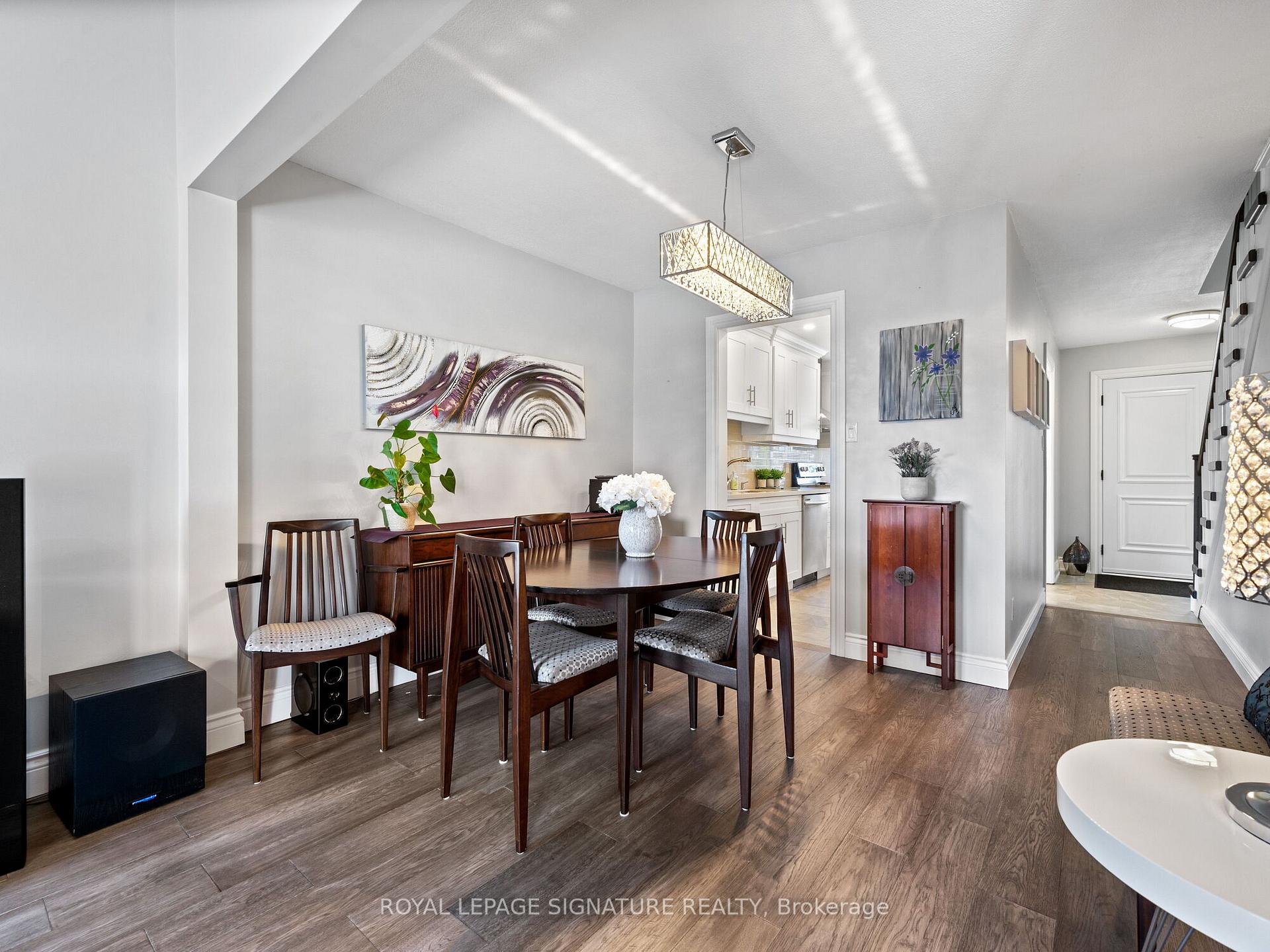 Photo 5 of 2107 Chrisdon Road, Burlington, Headon — HOMEH