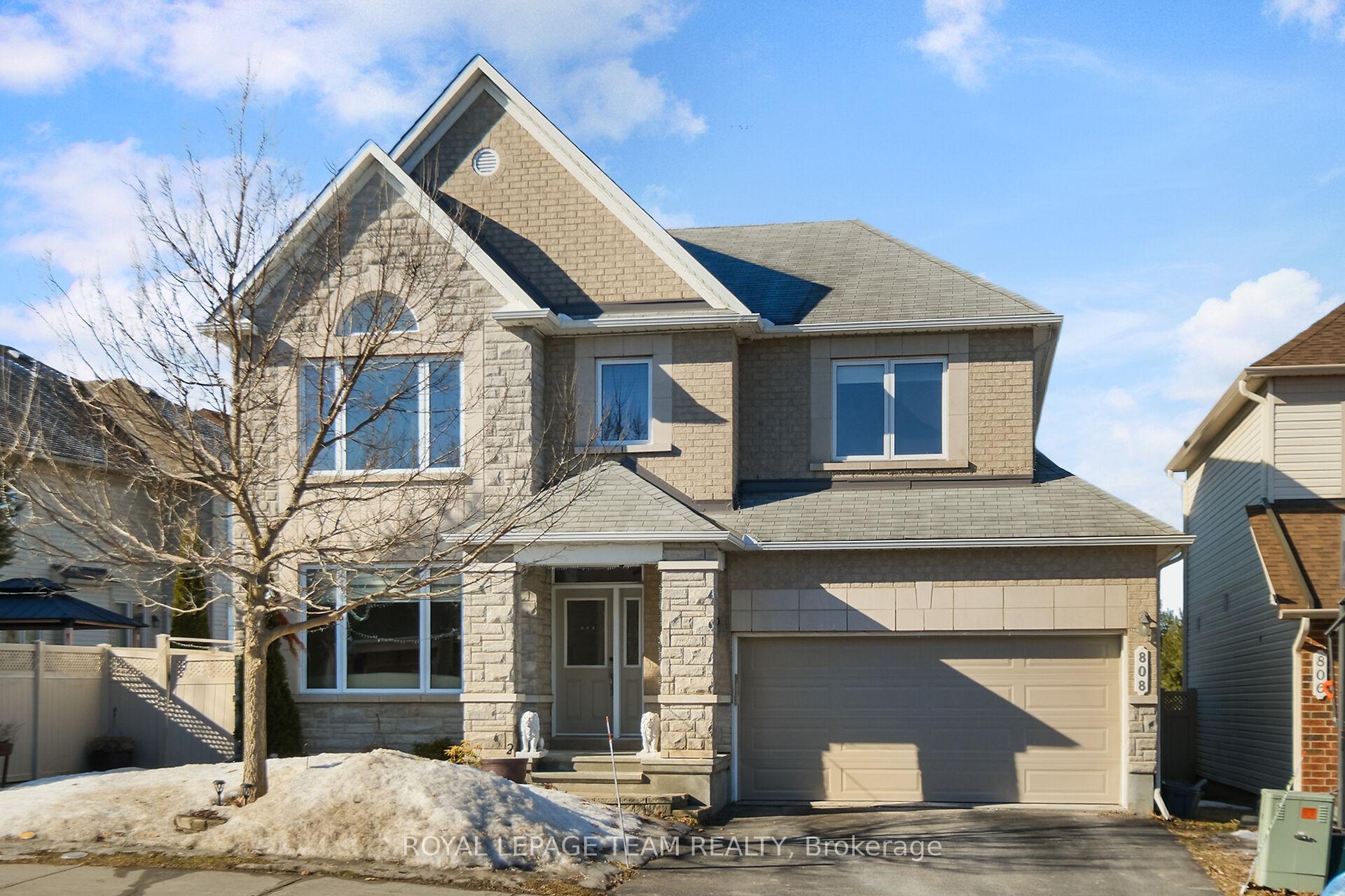 Photo 2 of 808 Clearbrook Drive, Ottawa, Barrhaven - Strandherd — HOMEH