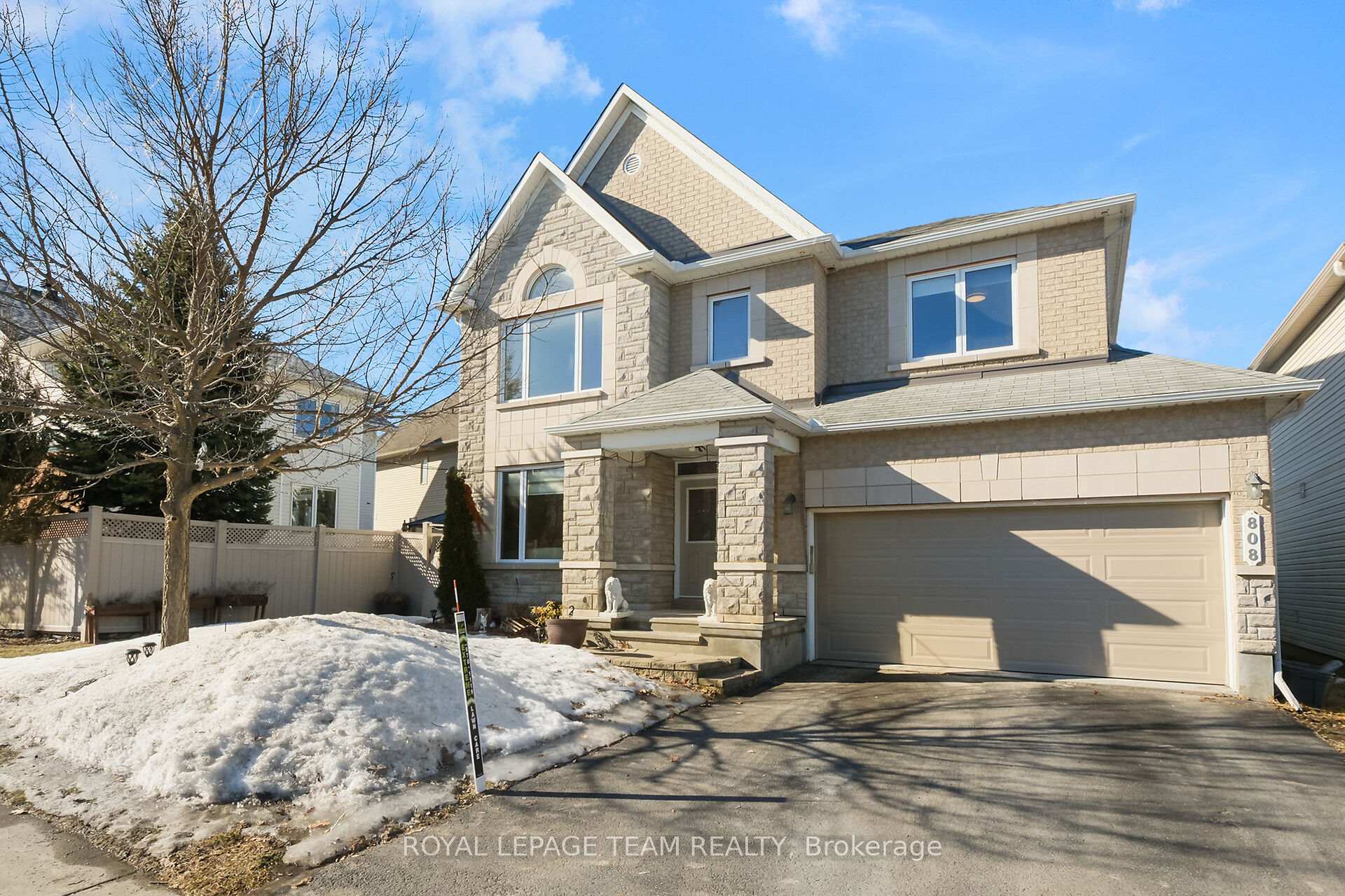 Photo 23 of 808 Clearbrook Drive, Ottawa, Barrhaven - Strandherd — HOMEH