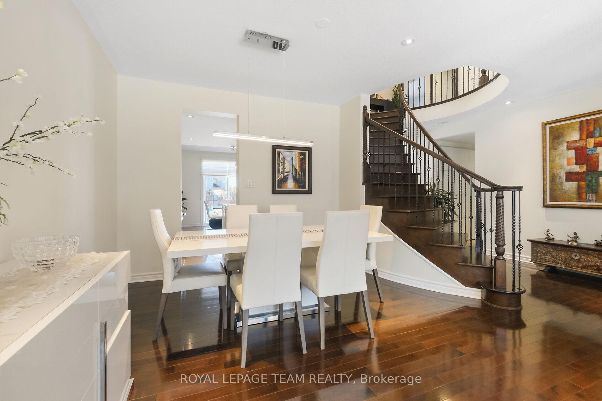 Photo 28 of 808 Clearbrook Drive, Ottawa, Barrhaven - Strandherd — HOMEH