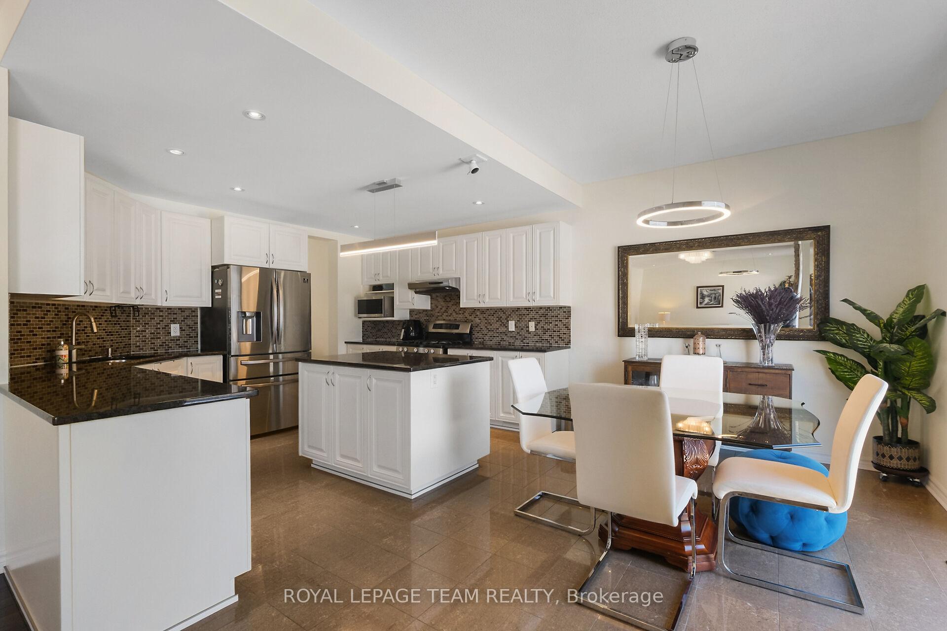 Photo 50 of 808 Clearbrook Drive, Ottawa, Barrhaven - Strandherd — HOMEH