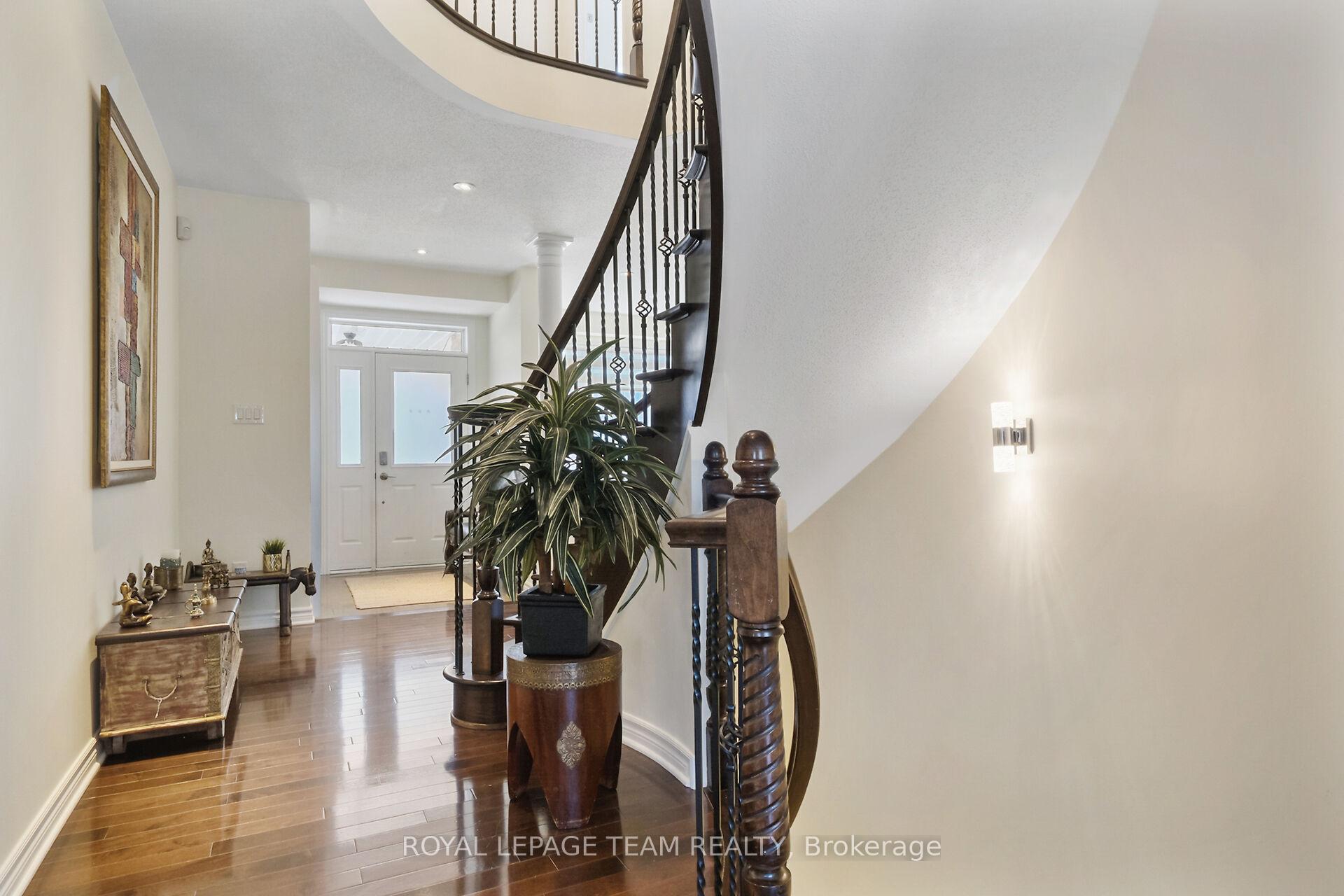 Photo 68 of 808 Clearbrook Drive, Ottawa, Barrhaven - Strandherd — HOMEH