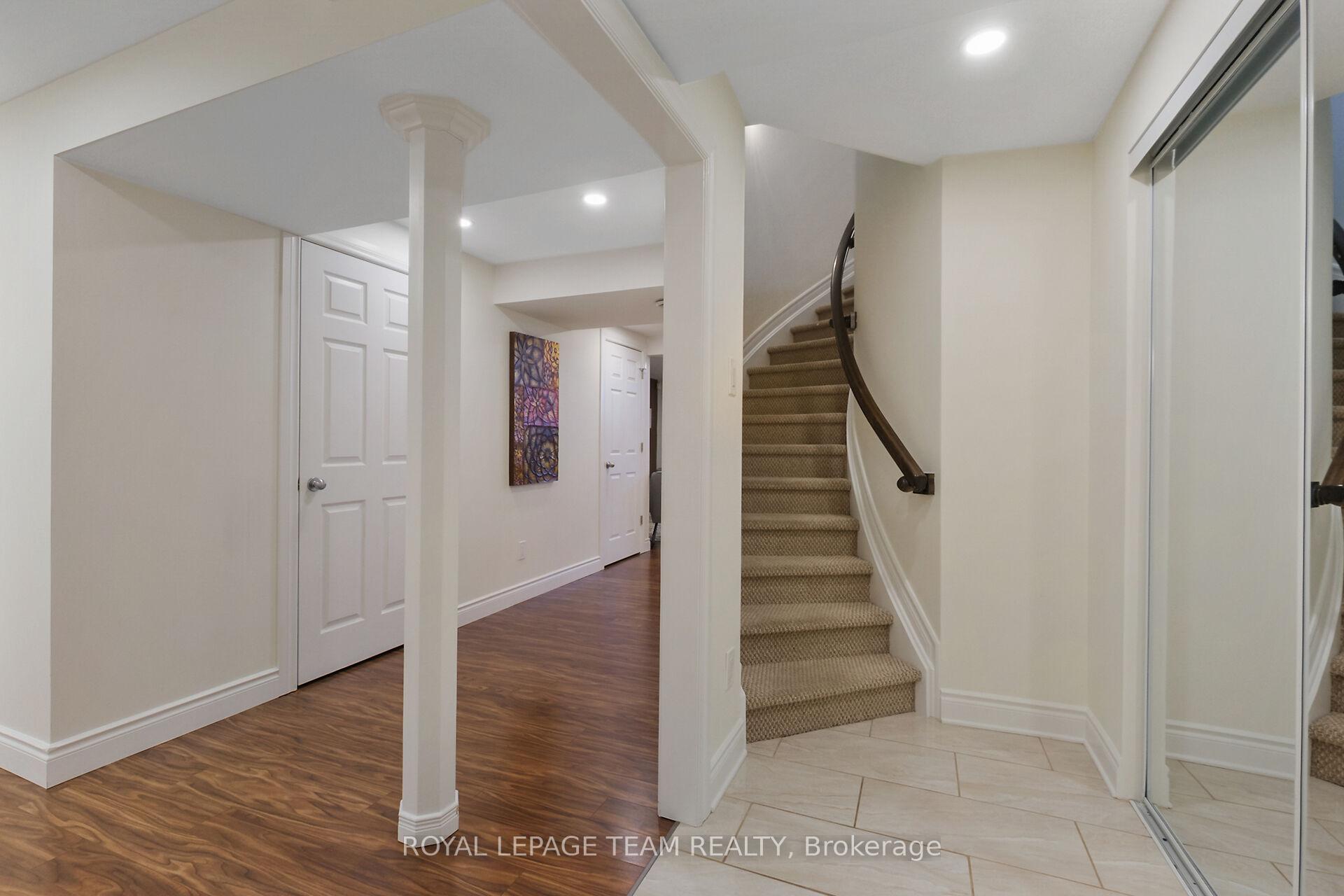 Photo 70 of 808 Clearbrook Drive, Ottawa, Barrhaven - Strandherd — HOMEH