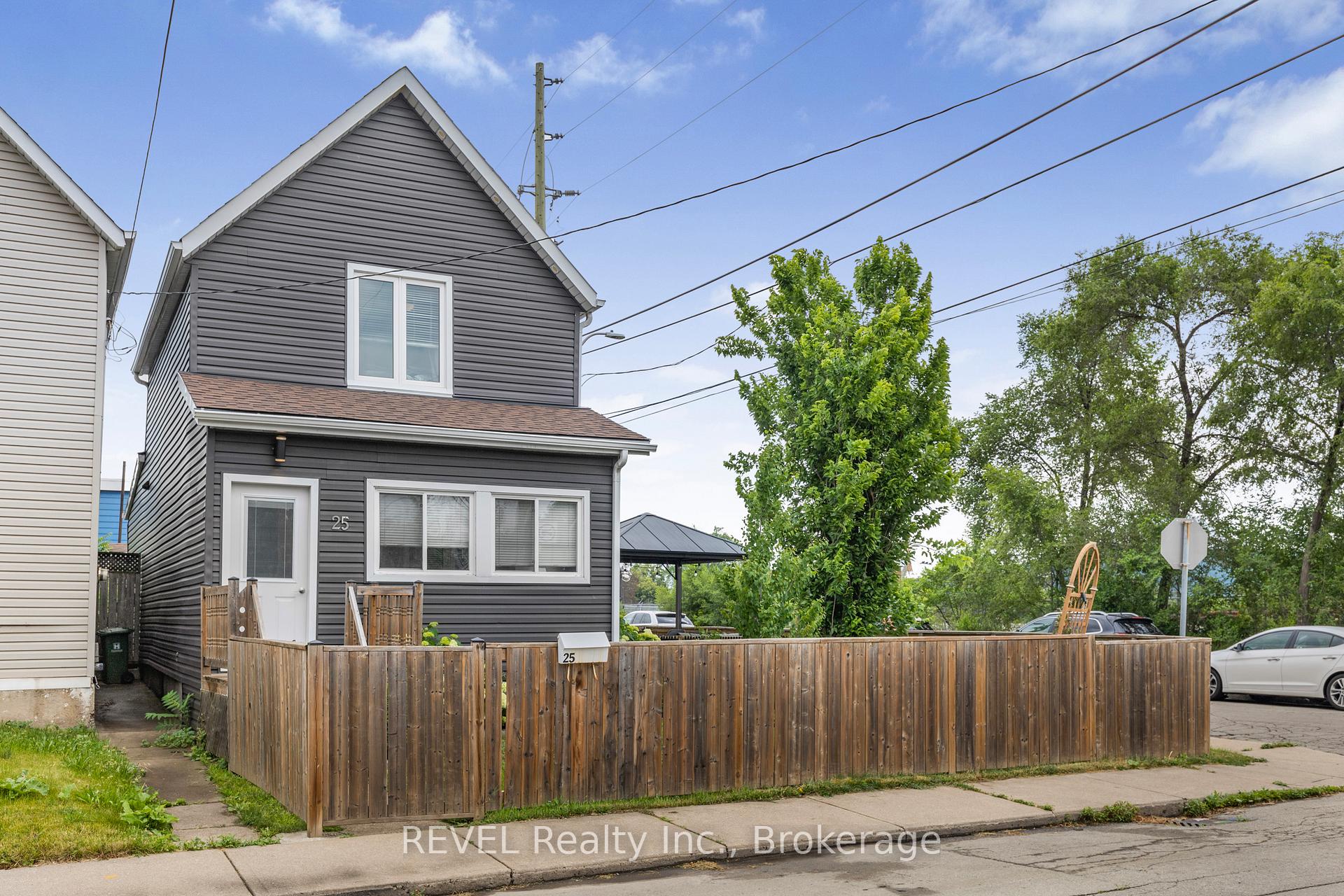 Photo 2 of 25 Land Street, Hamilton, Industrial Sector — HOMEH