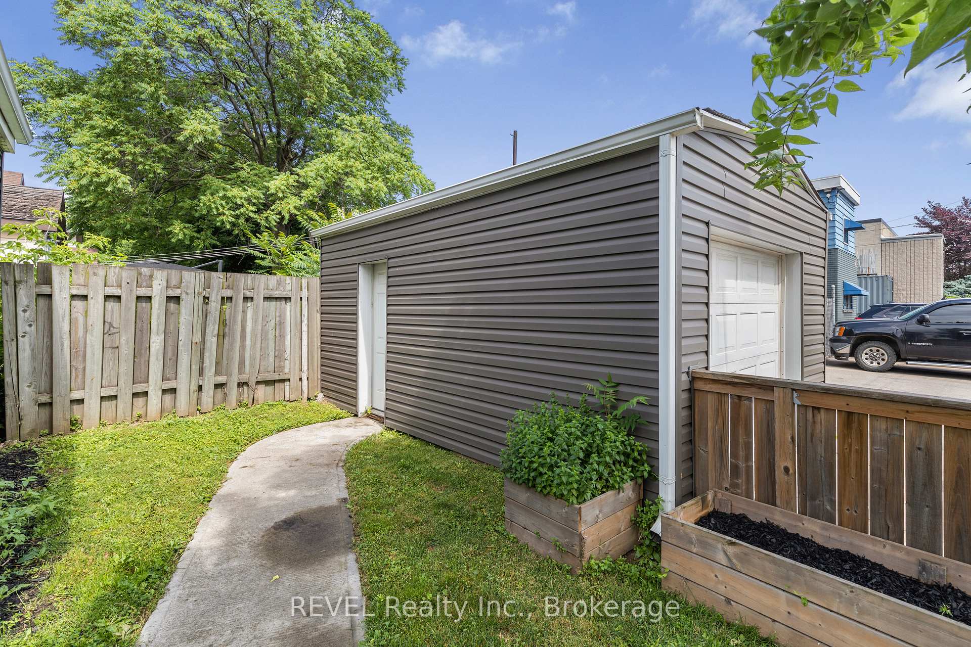 Photo 12 of 25 Land Street, Hamilton, Industrial Sector — HOMEH