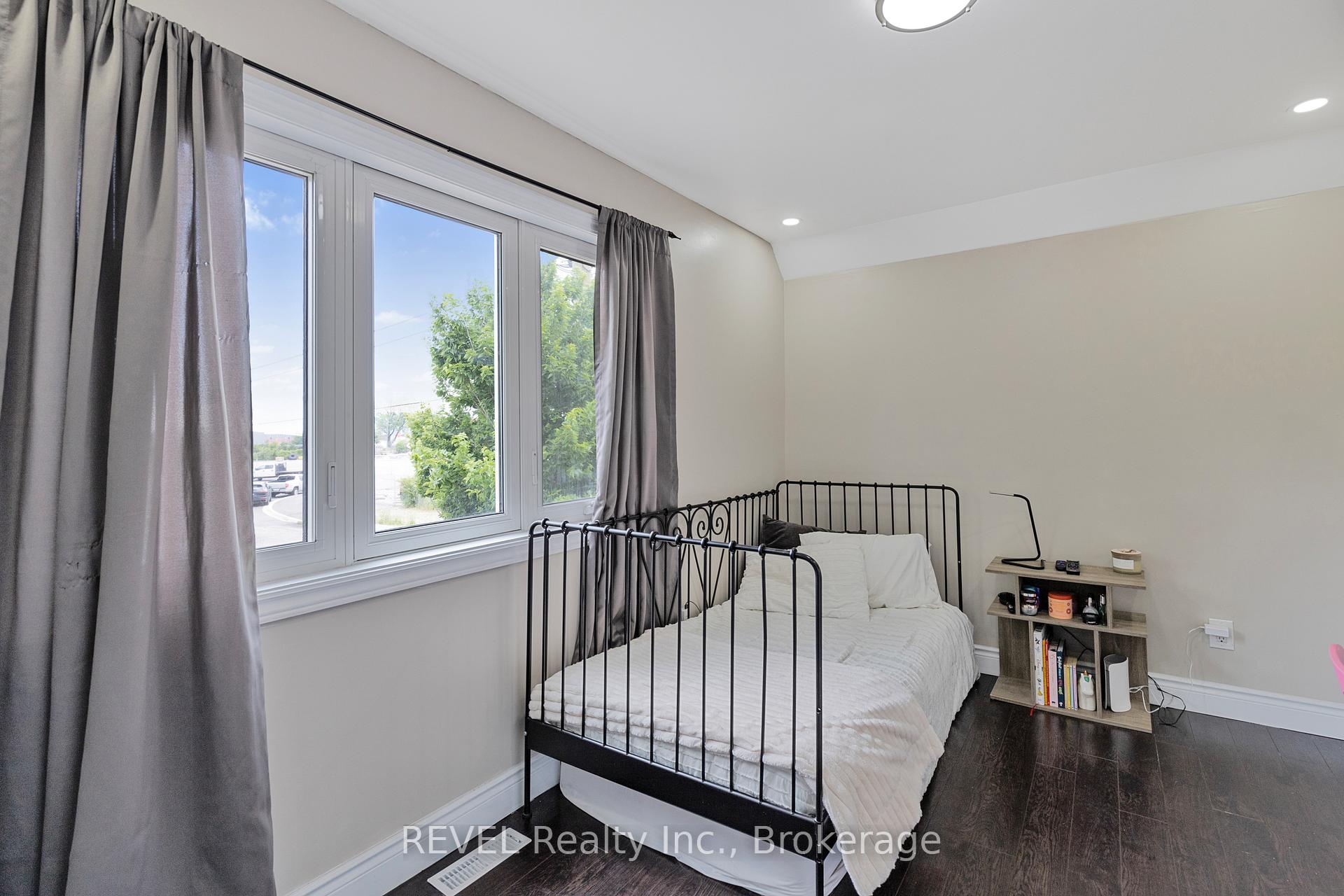 Photo 29 of 25 Land Street, Hamilton, Industrial Sector — HOMEH