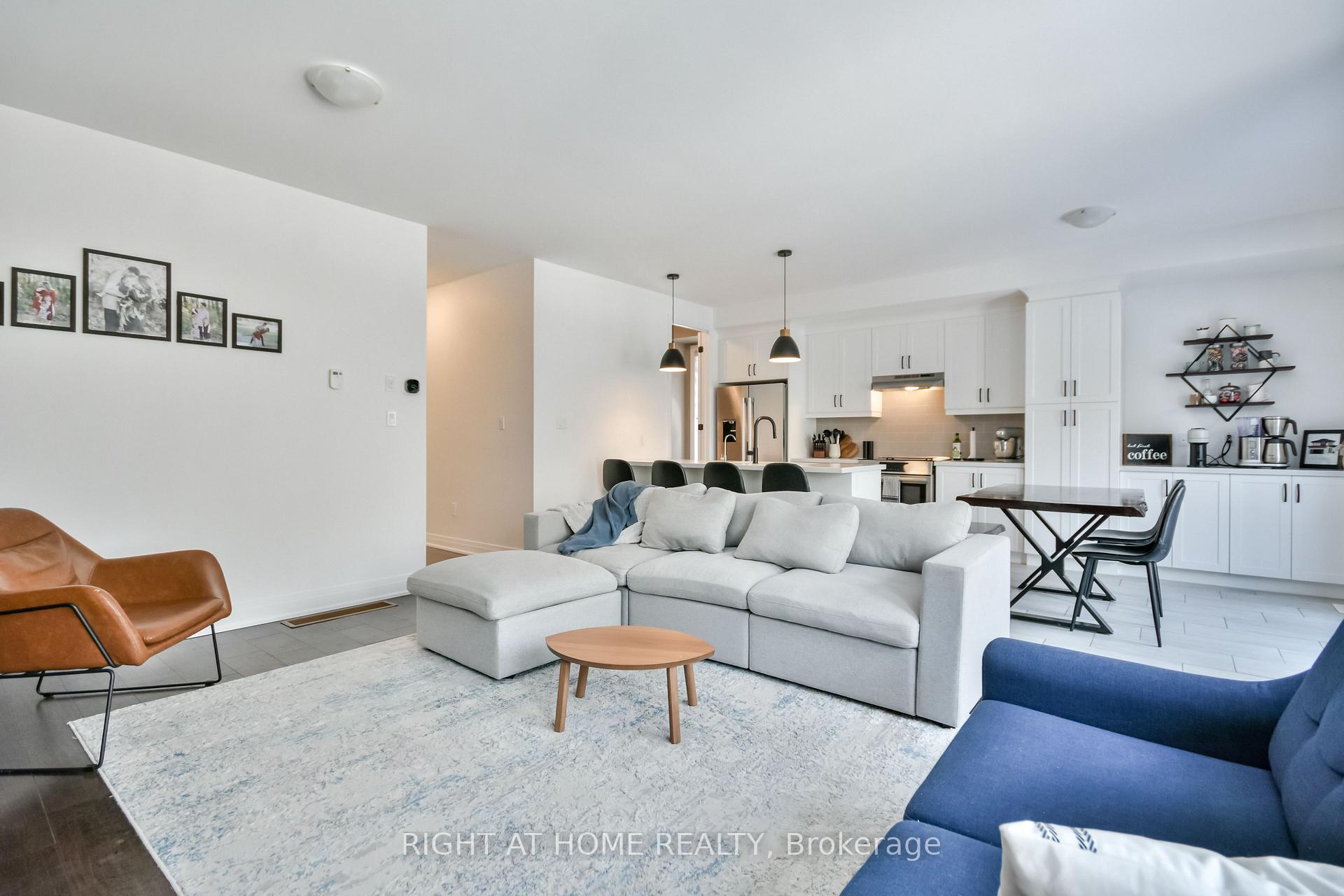 Photo 13 of 51 Franklin Trail, Barrie, Rural Barrie Southwest — HOMEH