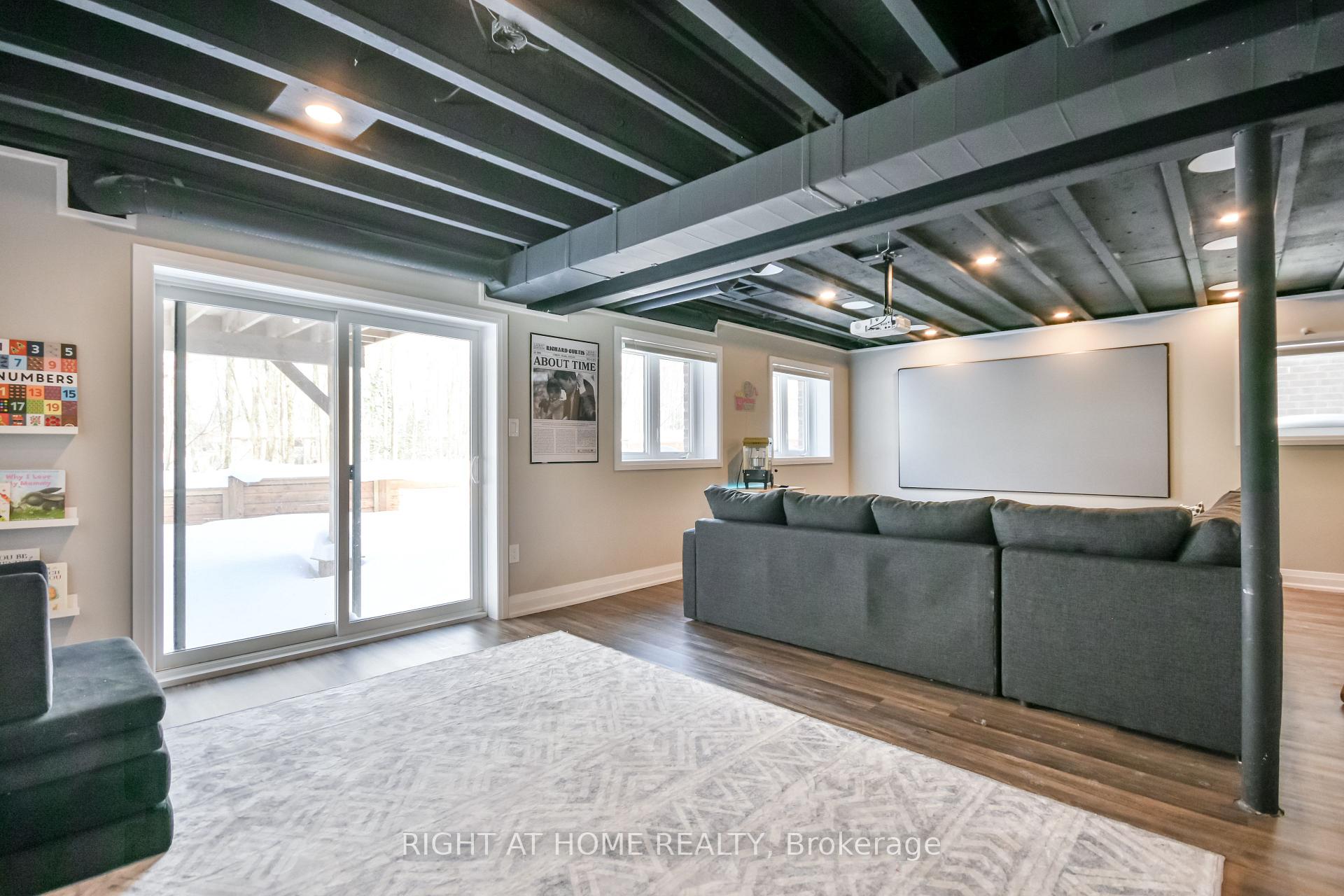 Photo 40 of 51 Franklin Trail, Barrie, Rural Barrie Southwest — HOMEH