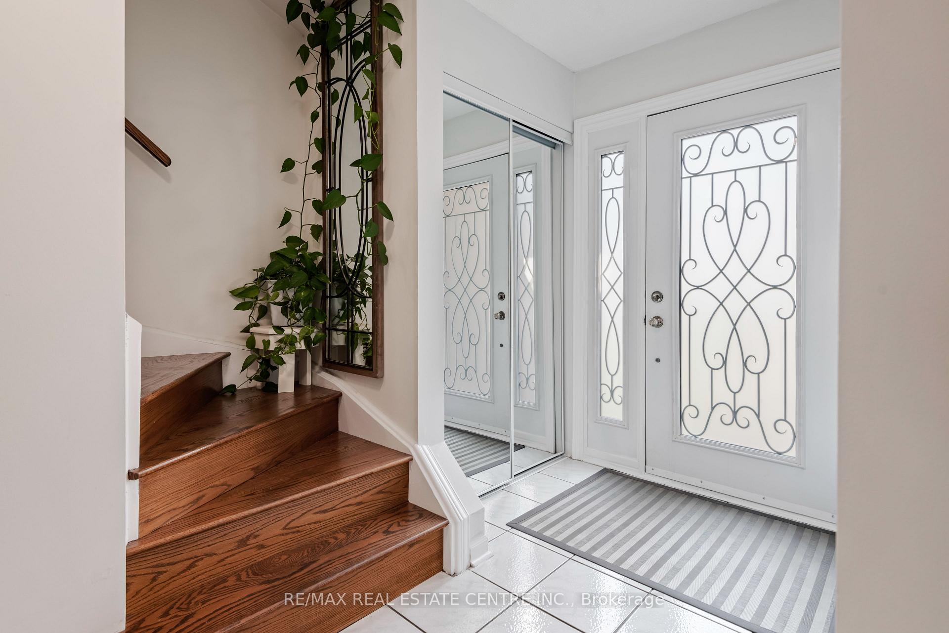 Photo 27 of 53 Martindale Crescent, Brampton, Brampton West — HOMEH