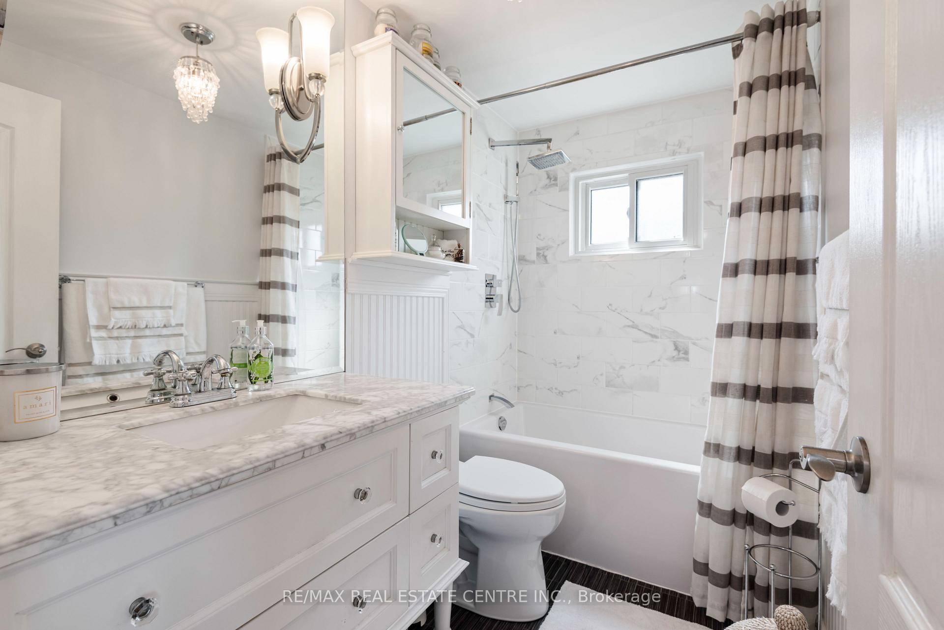 Photo 17 of 53 Martindale Crescent, Brampton, Brampton West — HOMEH