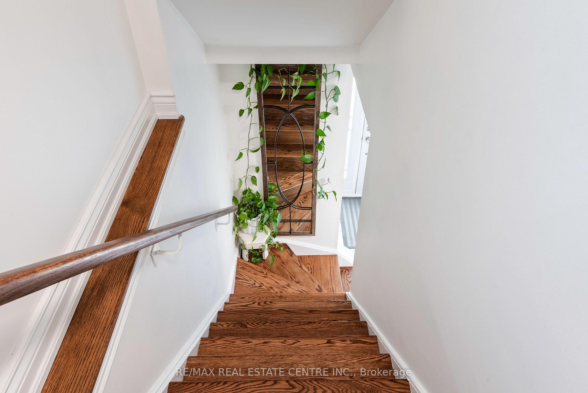 Photo 28 of 53 Martindale Crescent, Brampton, Brampton West — HOMEH