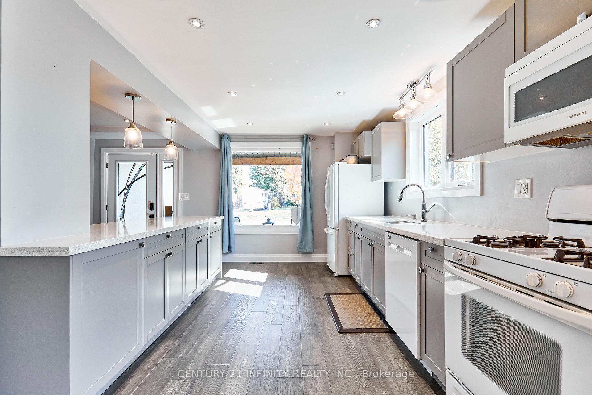 Photo 10 of 296 Verdun Road, Oshawa, Central — HOMEH