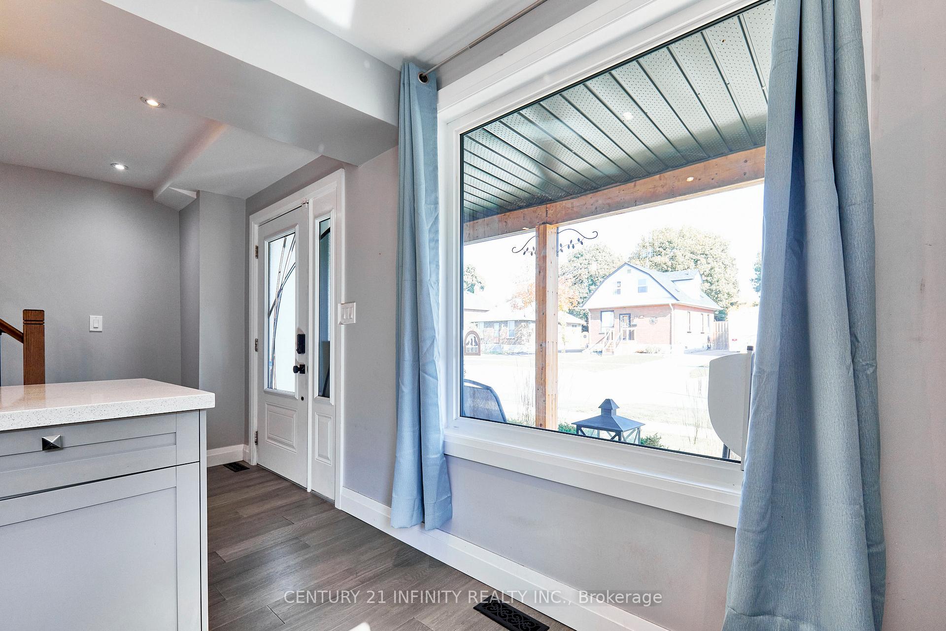 Photo 11 of 296 Verdun Road, Oshawa, Central — HOMEH