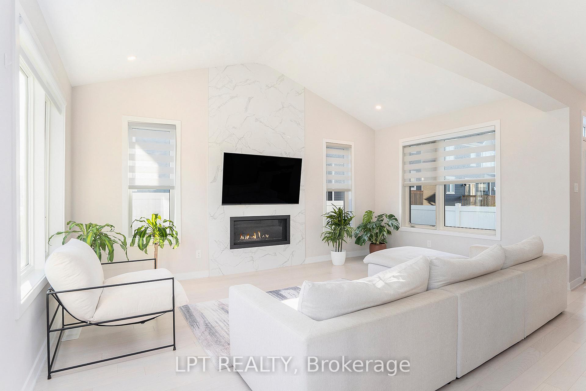 Photo 6 of 2080 Elevation Road E, Ottawa, Barrhaven - Half Moon Bay — HOMEH