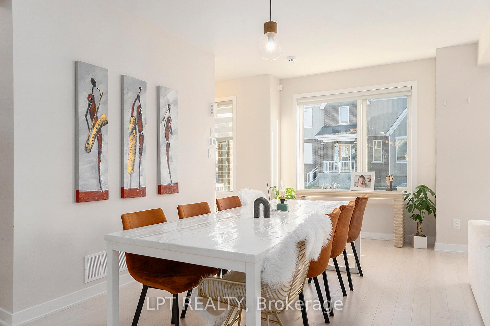 Photo 9 of 2080 Elevation Road E, Ottawa, Barrhaven - Half Moon Bay — HOMEH
