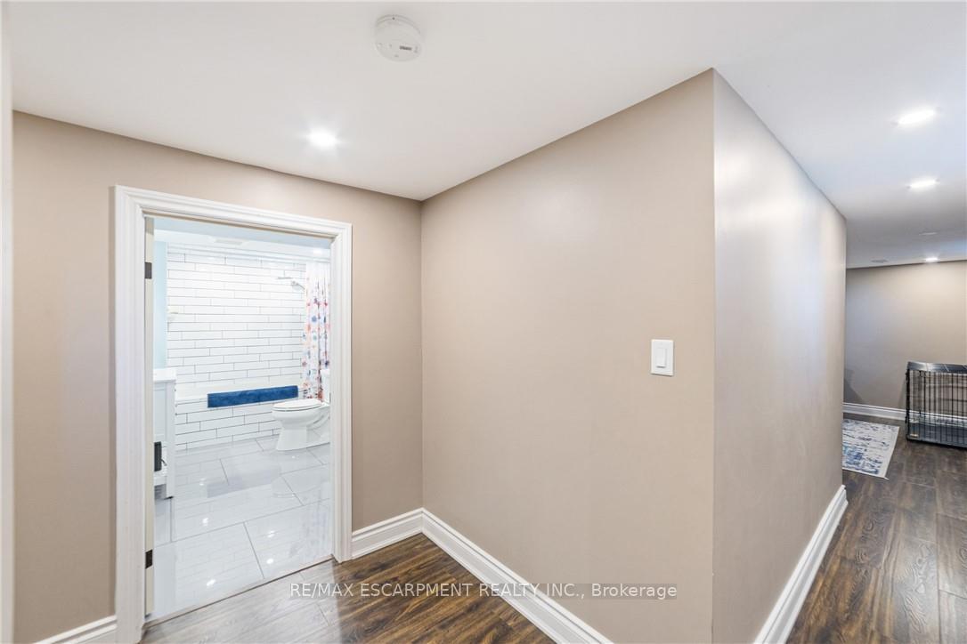 Photo 21 of 986 Westover Road, Hamilton, Rural Flamborough — HOMEH
