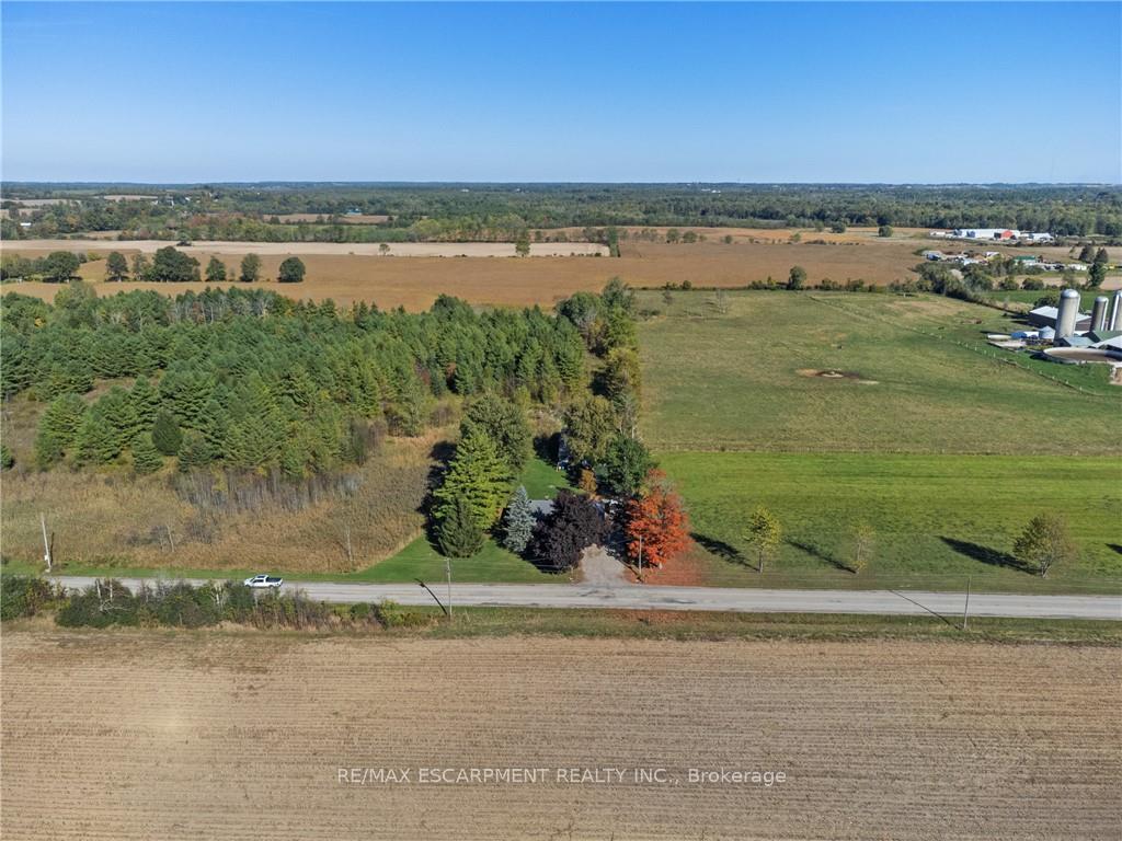 Photo 32 of 986 Westover Road, Hamilton, Rural Flamborough — HOMEH