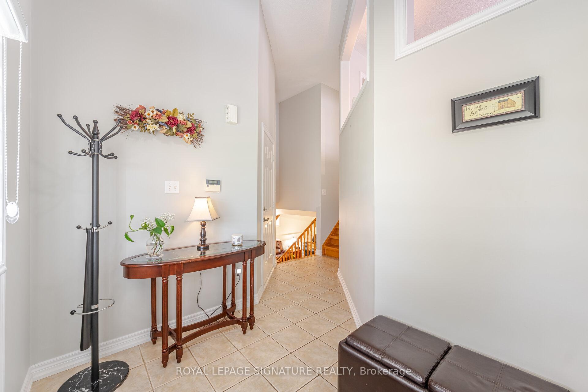 Photo 40 of 206 Van Scott Drive, Brampton, Northwest Sandalwood Parkway — HOMEH