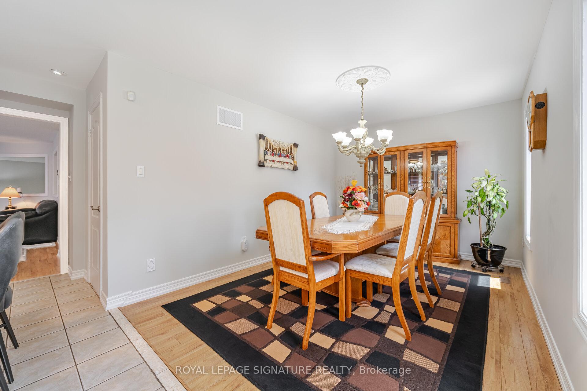 Photo 26 of 206 Van Scott Drive, Brampton, Northwest Sandalwood Parkway — HOMEH