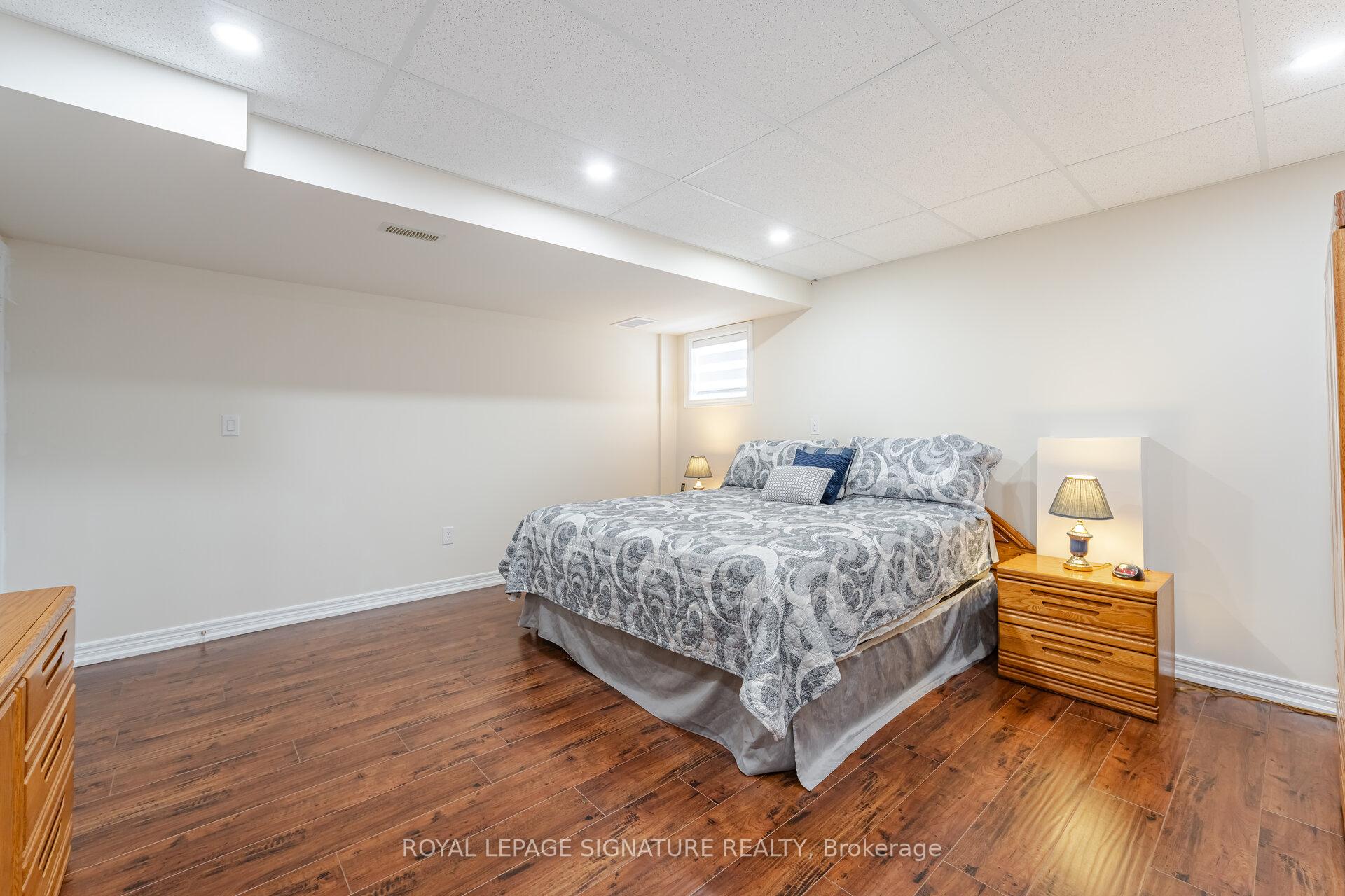 Photo 16 of 206 Van Scott Drive, Brampton, Northwest Sandalwood Parkway — HOMEH